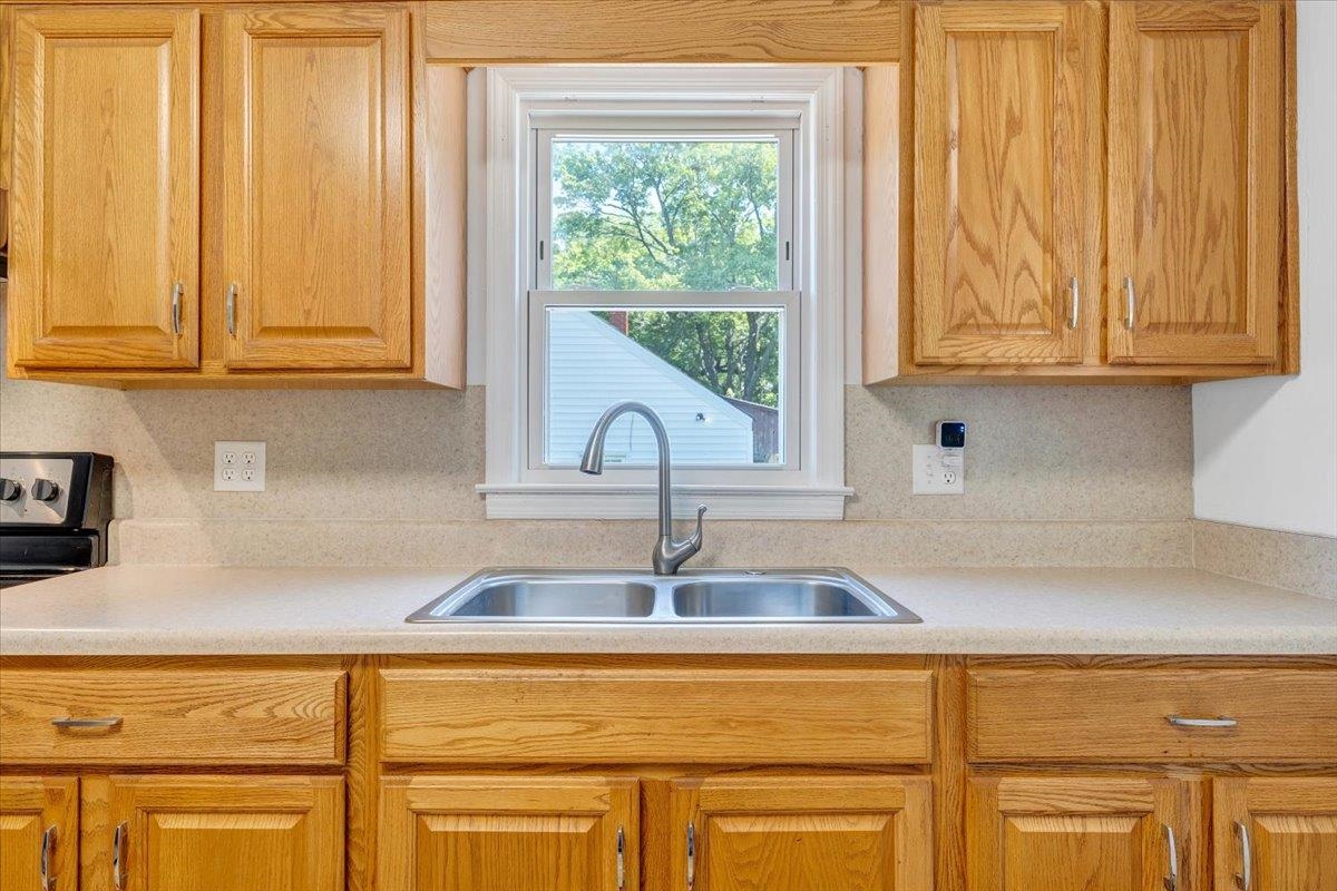 5112 Oak Grove Boulevard NW Roanoke VA 24017