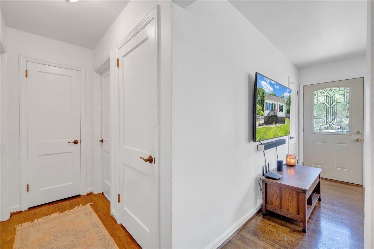 5112 Oak Grove Boulevard NW Roanoke VA 24017