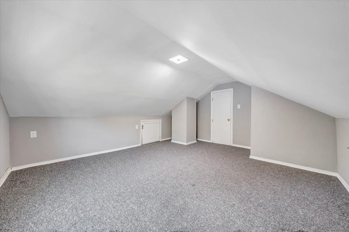 5112 Oak Grove Boulevard NW Roanoke VA 24017