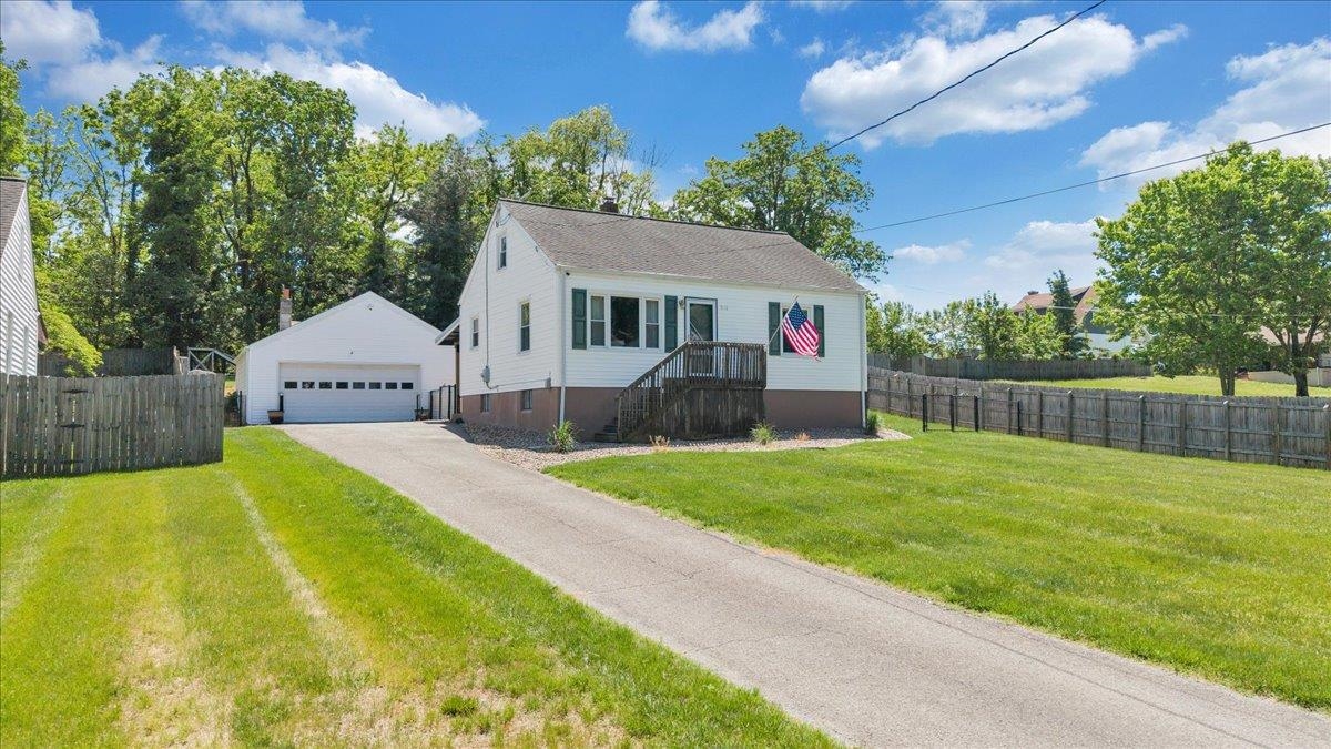 5112 Oak Grove Boulevard NW Roanoke VA 24017