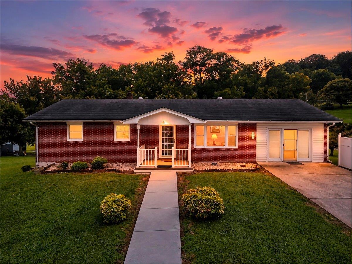 615 Circle Drive Pembroke VA 24136