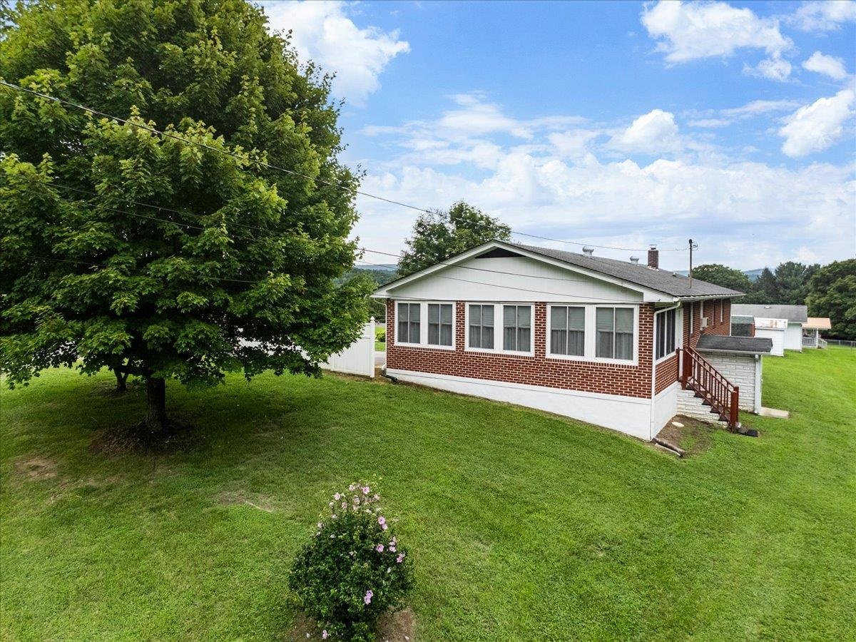 615 Circle Drive Pembroke VA 24136