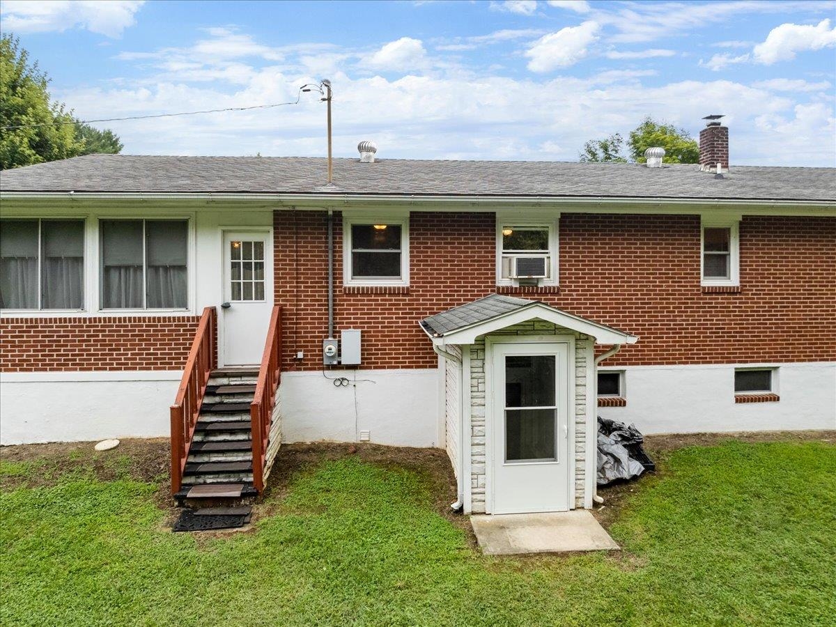 615 Circle Drive Pembroke VA 24136