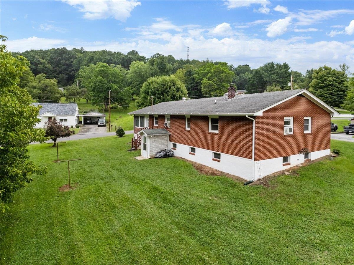 615 Circle Drive Pembroke VA 24136
