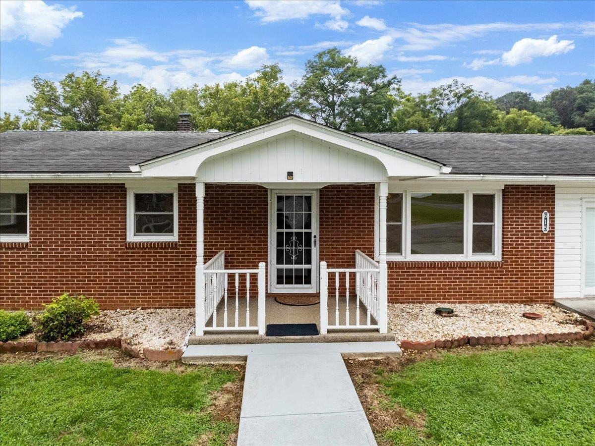 615 Circle Drive Pembroke VA 24136
