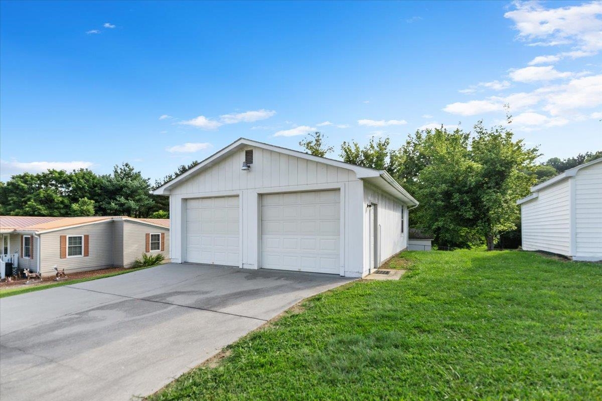 615 Circle Drive Pembroke VA 24136