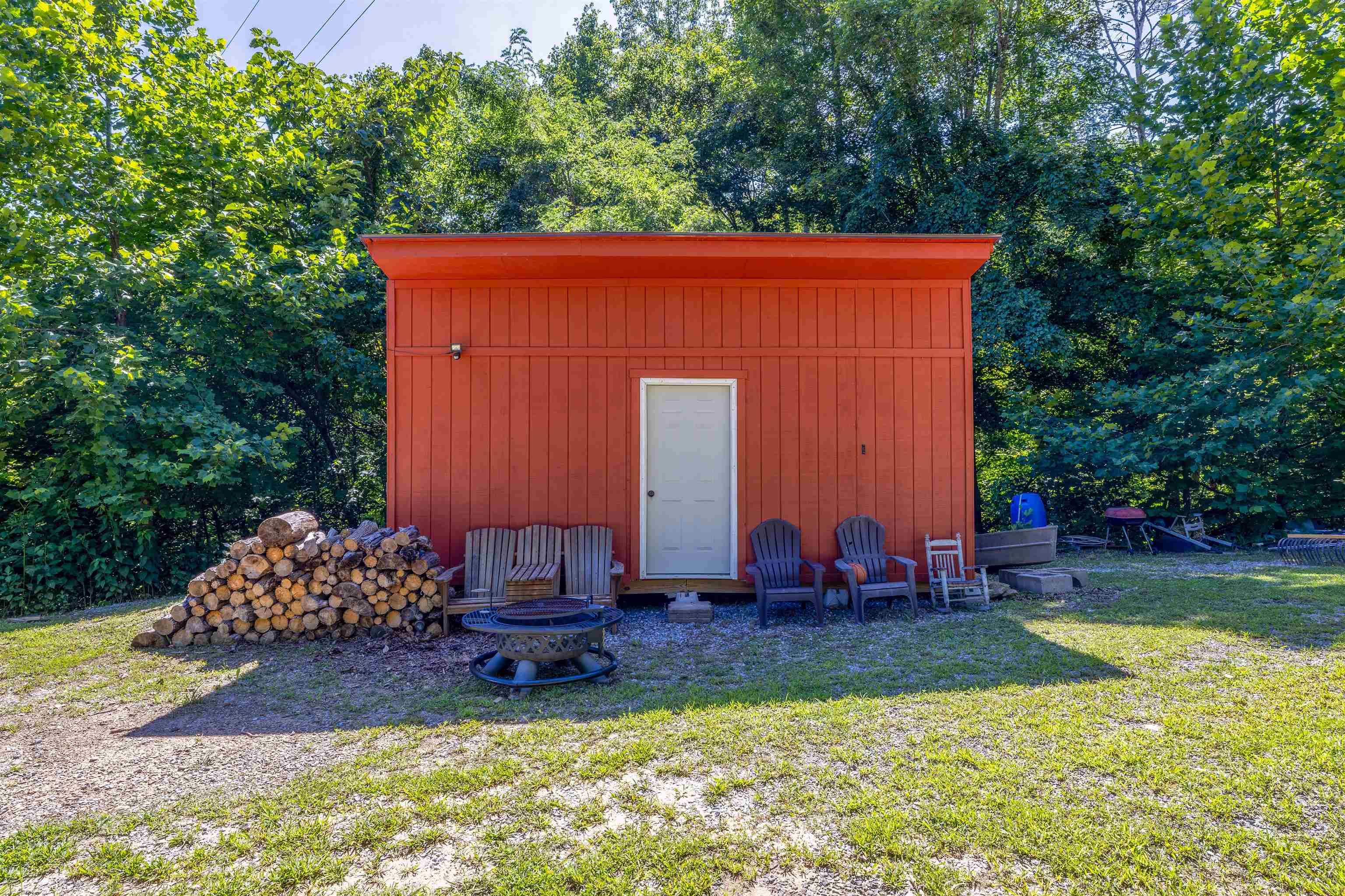5809 Twine Hollow Road Salem VA 24153