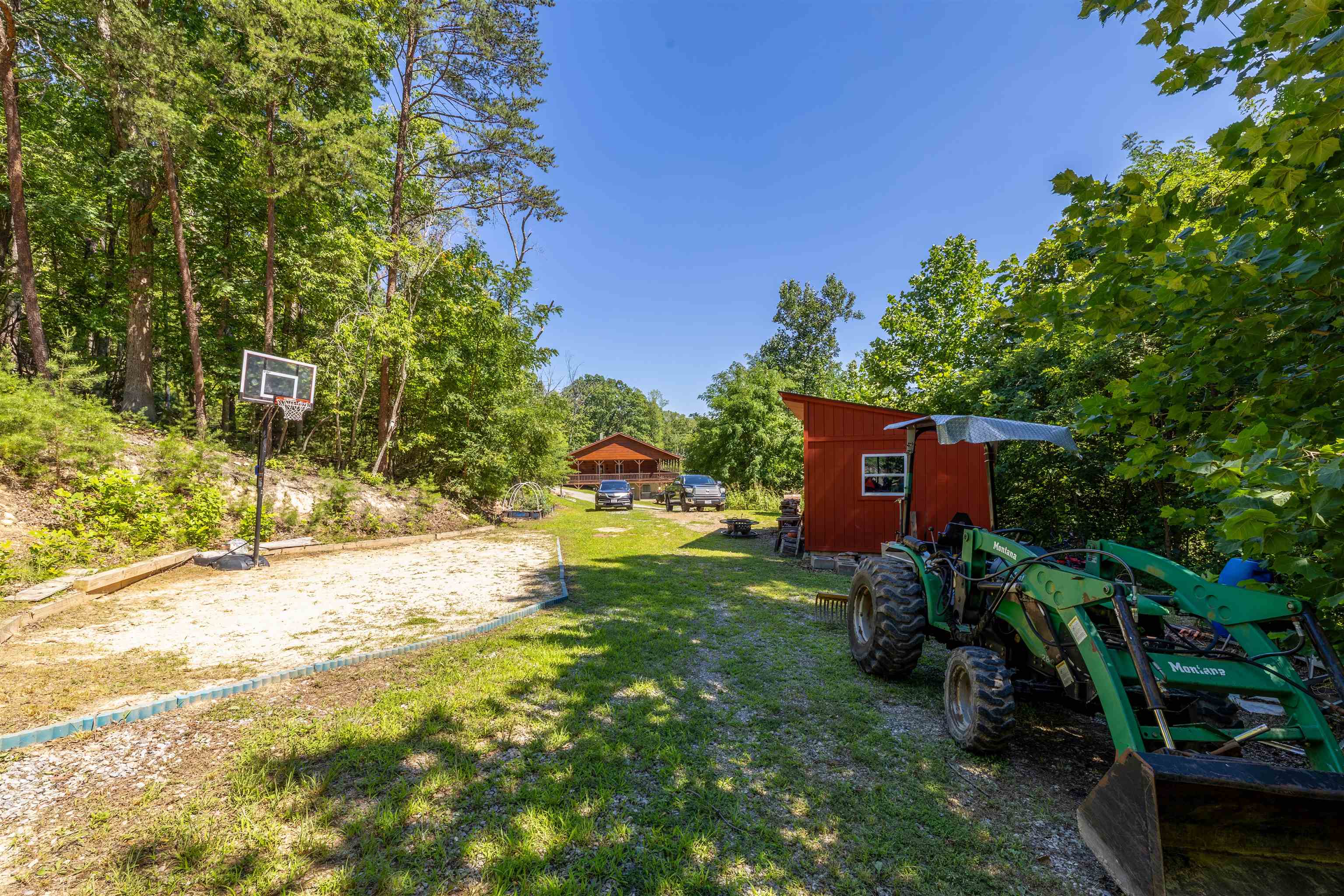 5809 Twine Hollow Road Salem VA 24153