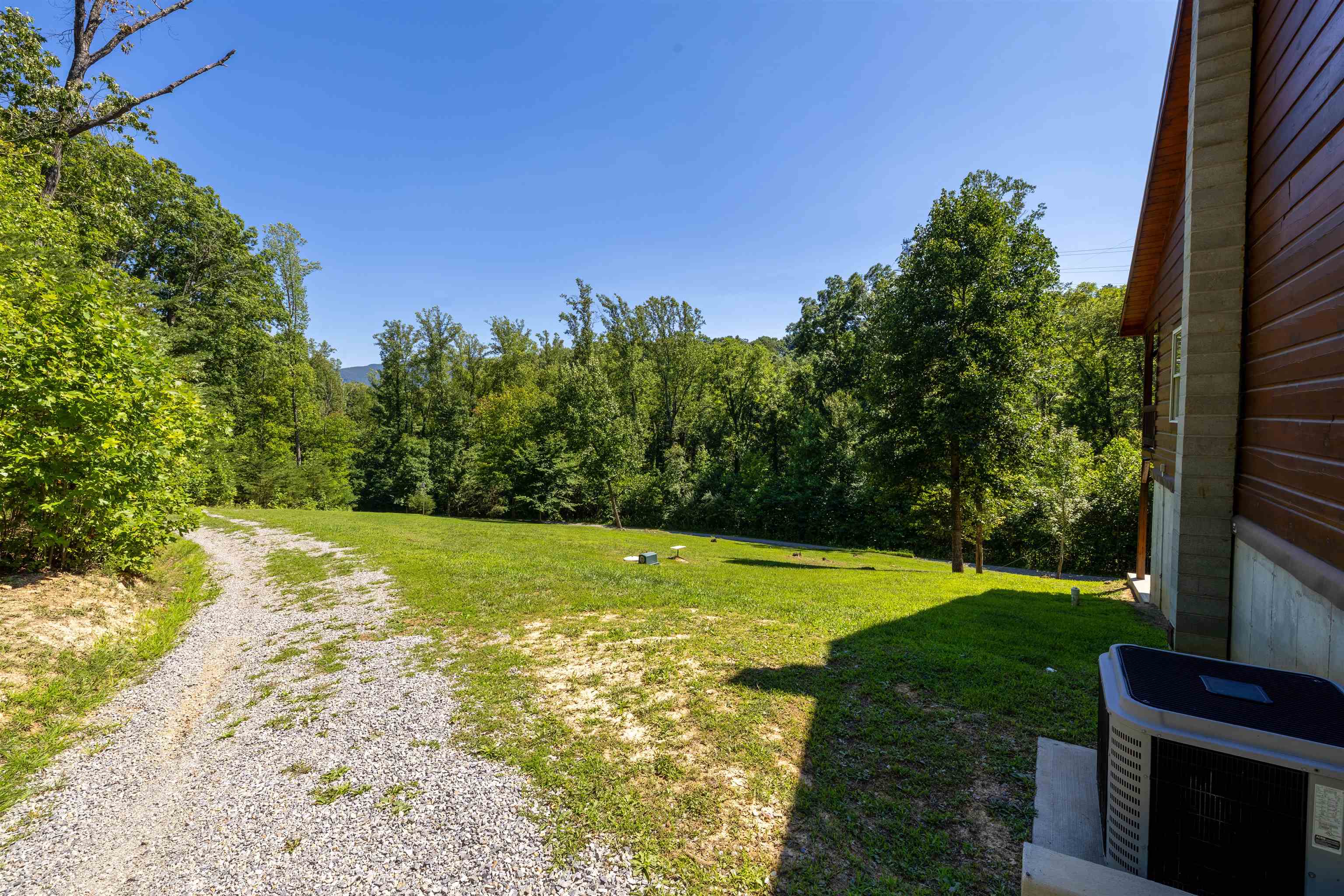 5809 Twine Hollow Road Salem VA 24153