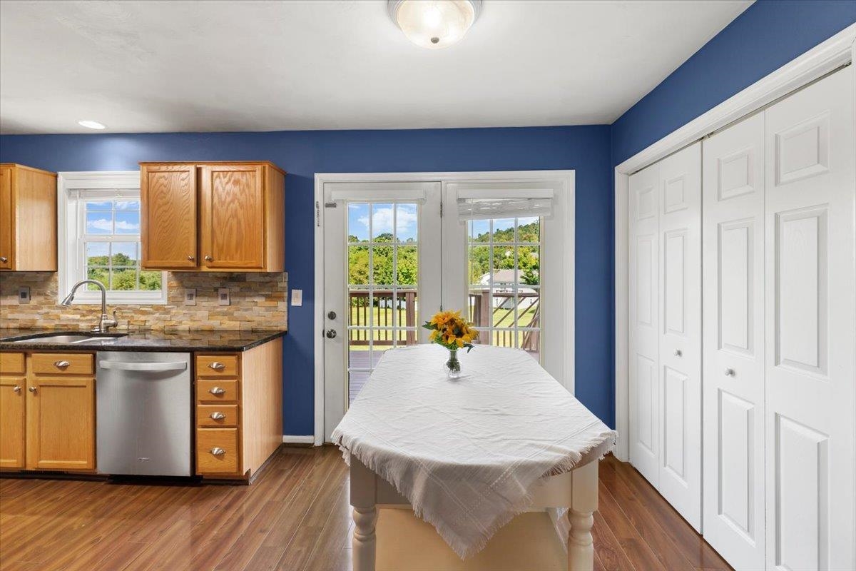 305 Sequoia Circle Christiansburg VA 24073