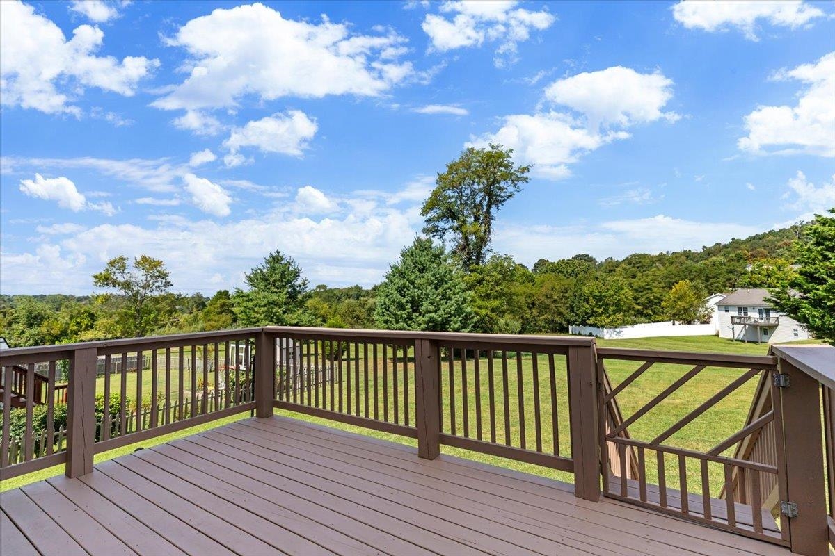 305 Sequoia Circle Christiansburg VA 24073
