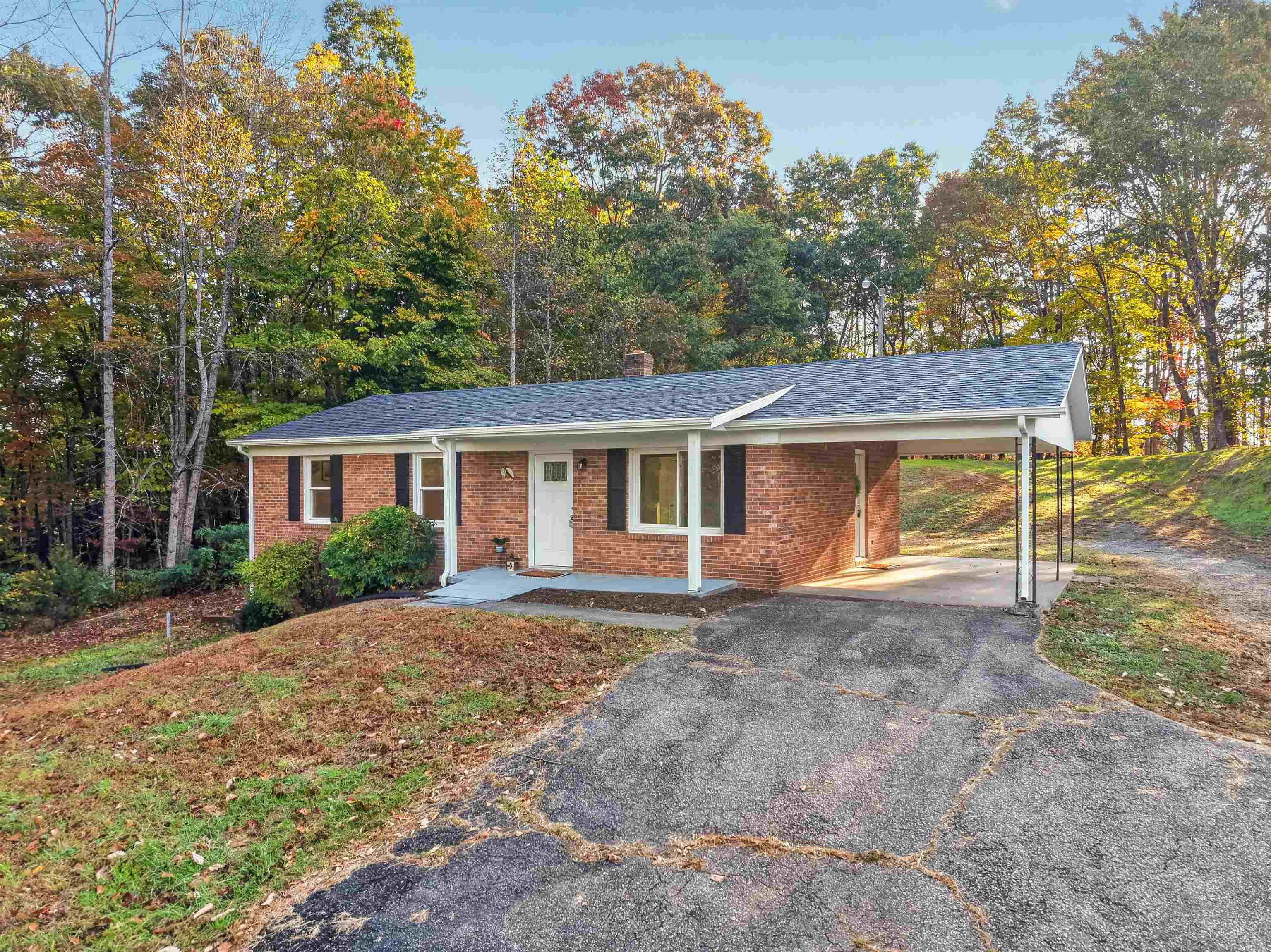 4844 Fairystone Park Stuart VA 24171