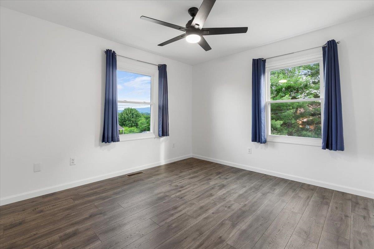 120 SE Howery Street Christiansburg VA 24073