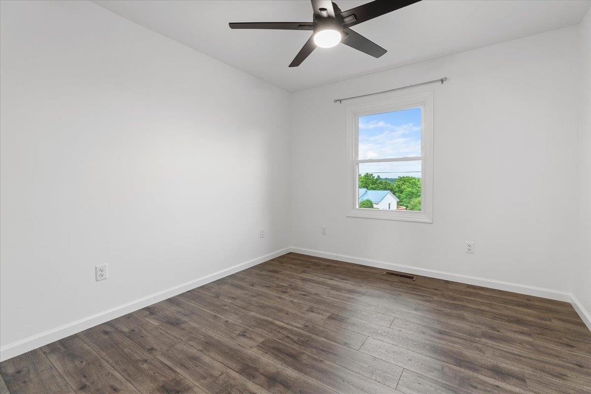 120 SE Howery Street Christiansburg VA 24073