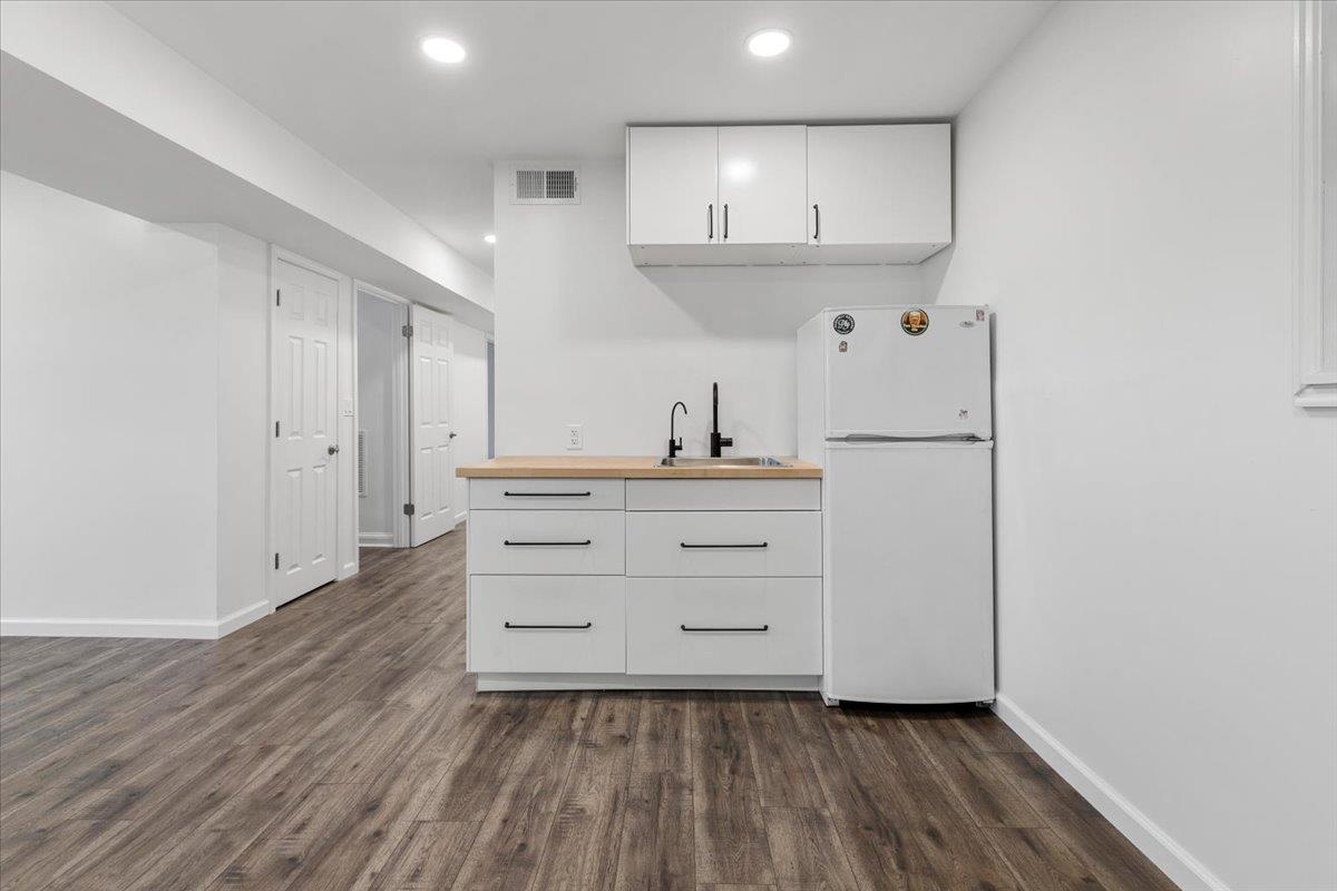 120 SE Howery Street Christiansburg VA 24073