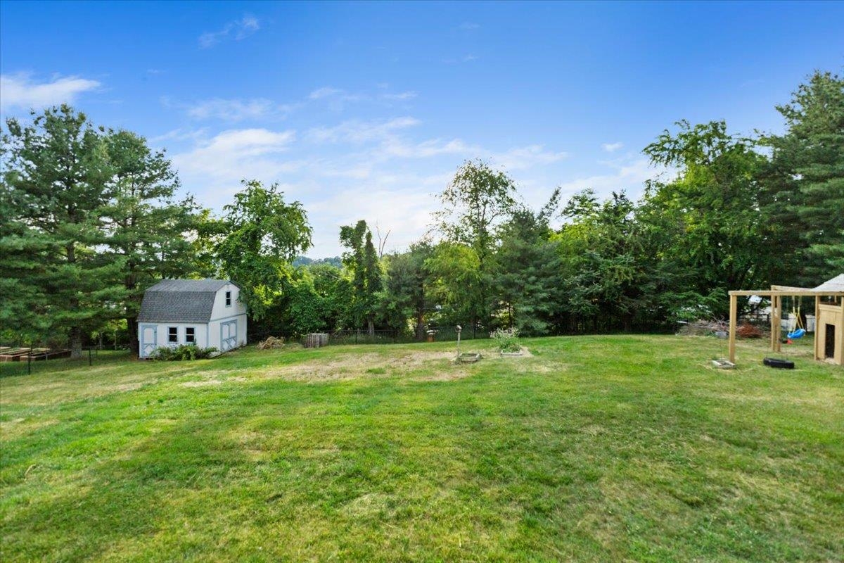 120 SE Howery Street Christiansburg VA 24073