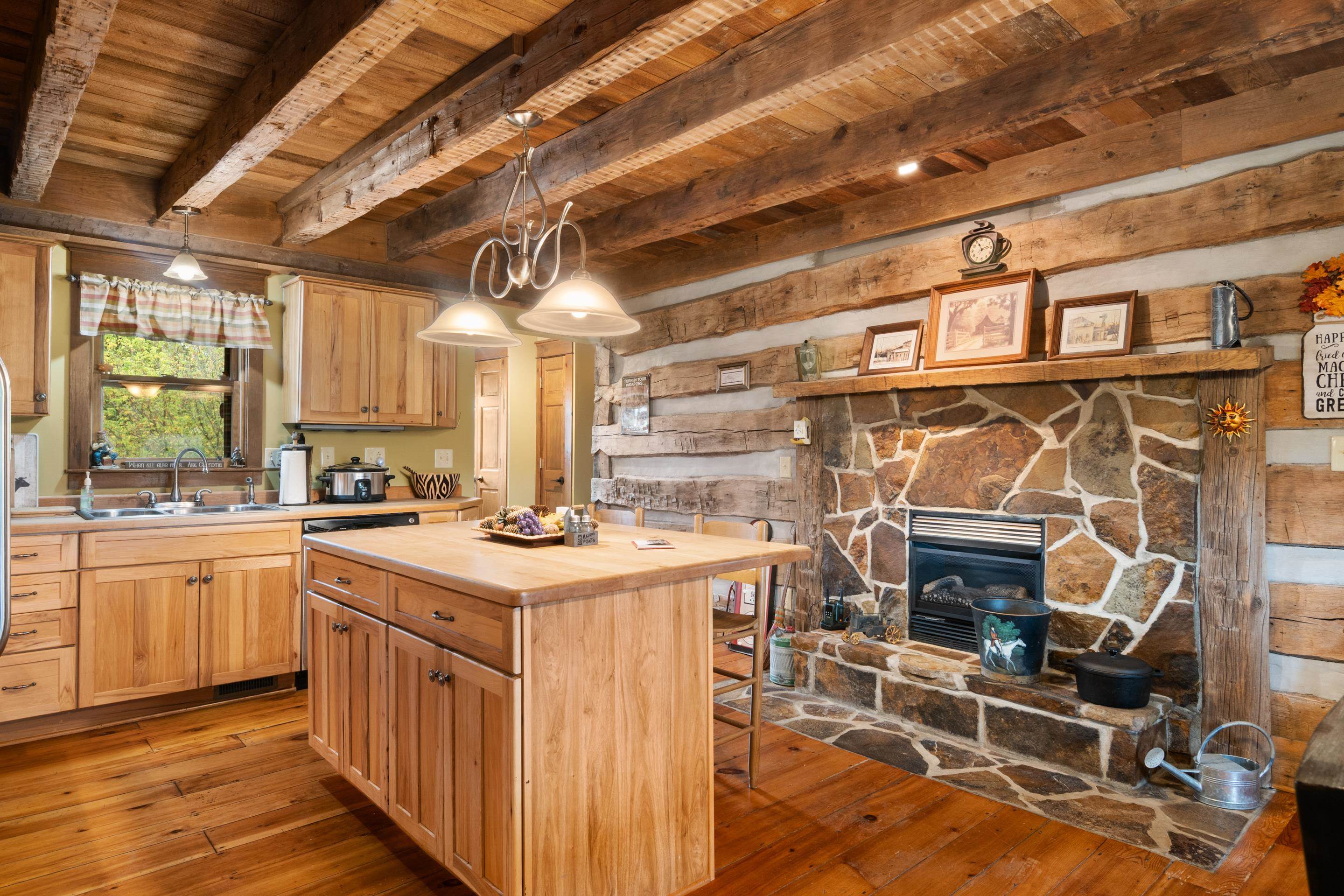 840 Carsonville Road Elk Creek VA 24326