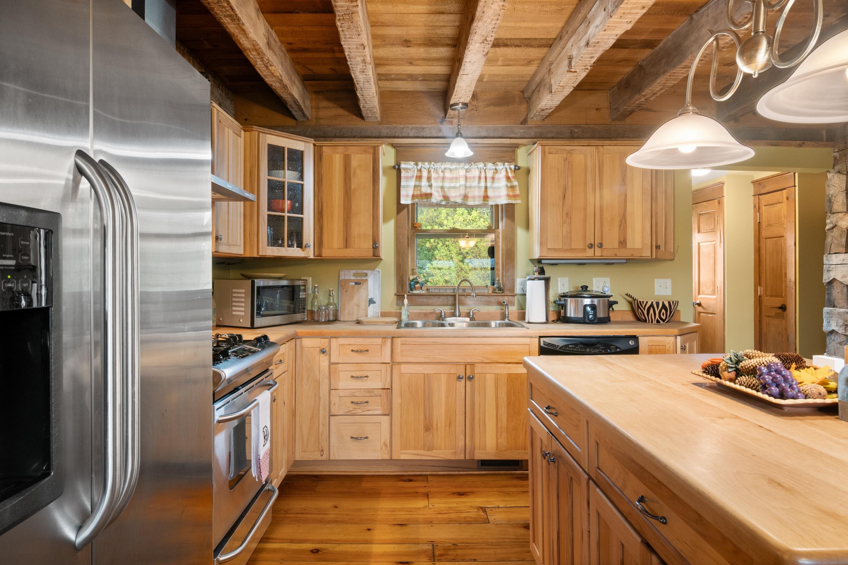 840 Carsonville Road Elk Creek VA 24326