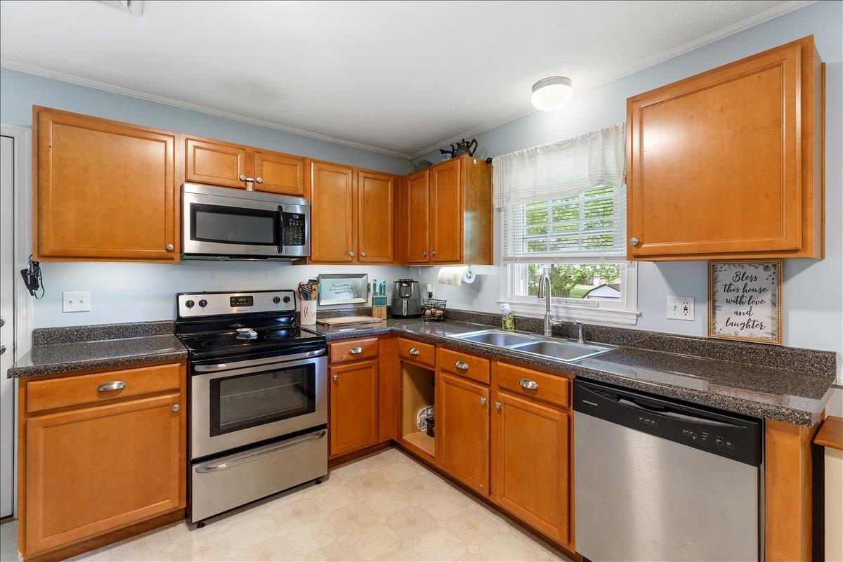 2510 Forest Hill Drive Draper VA 24324