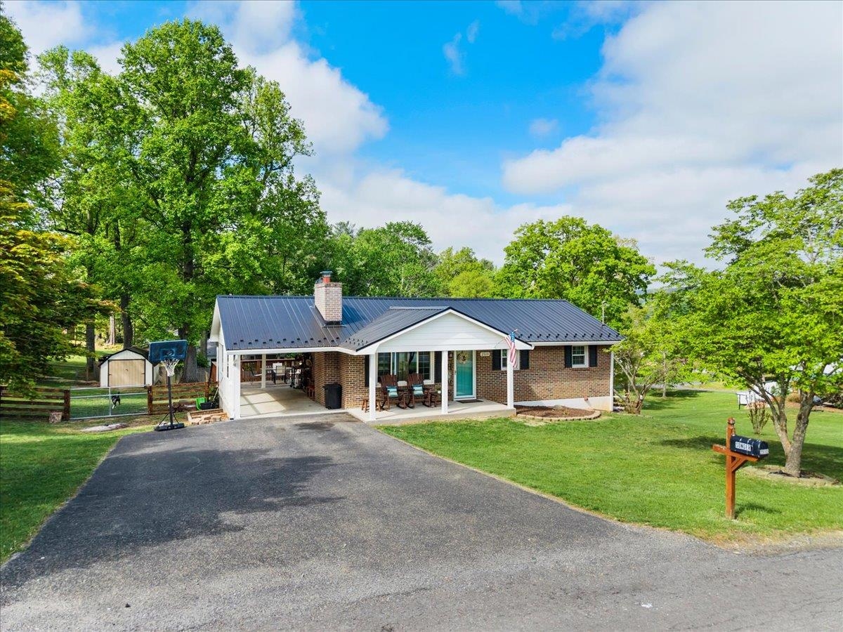 2510 Forest Hill Drive Draper VA 24324