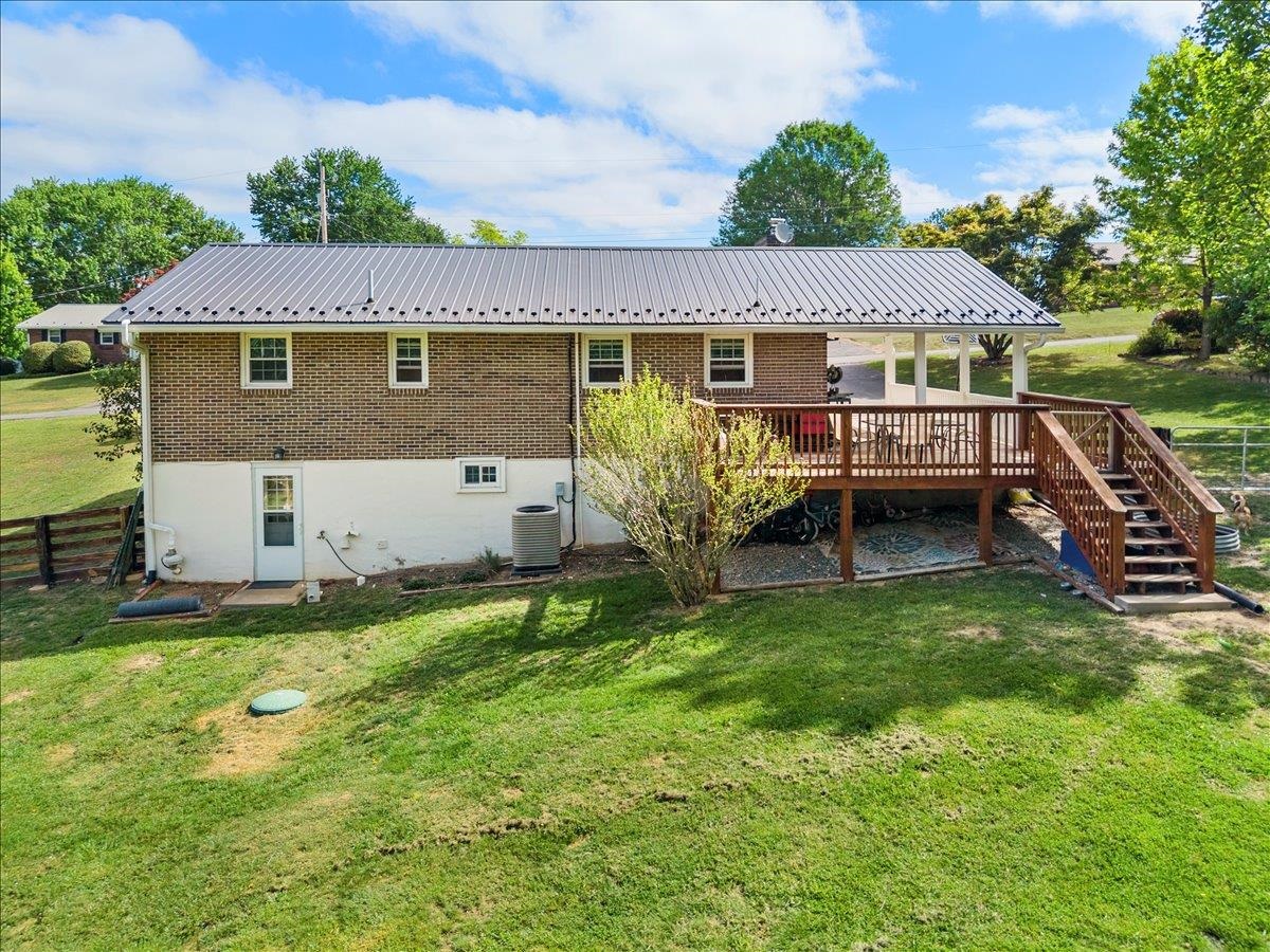 2510 Forest Hill Drive Draper VA 24324
