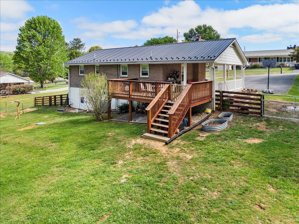 2510 Forest Hill Drive Draper VA 24324