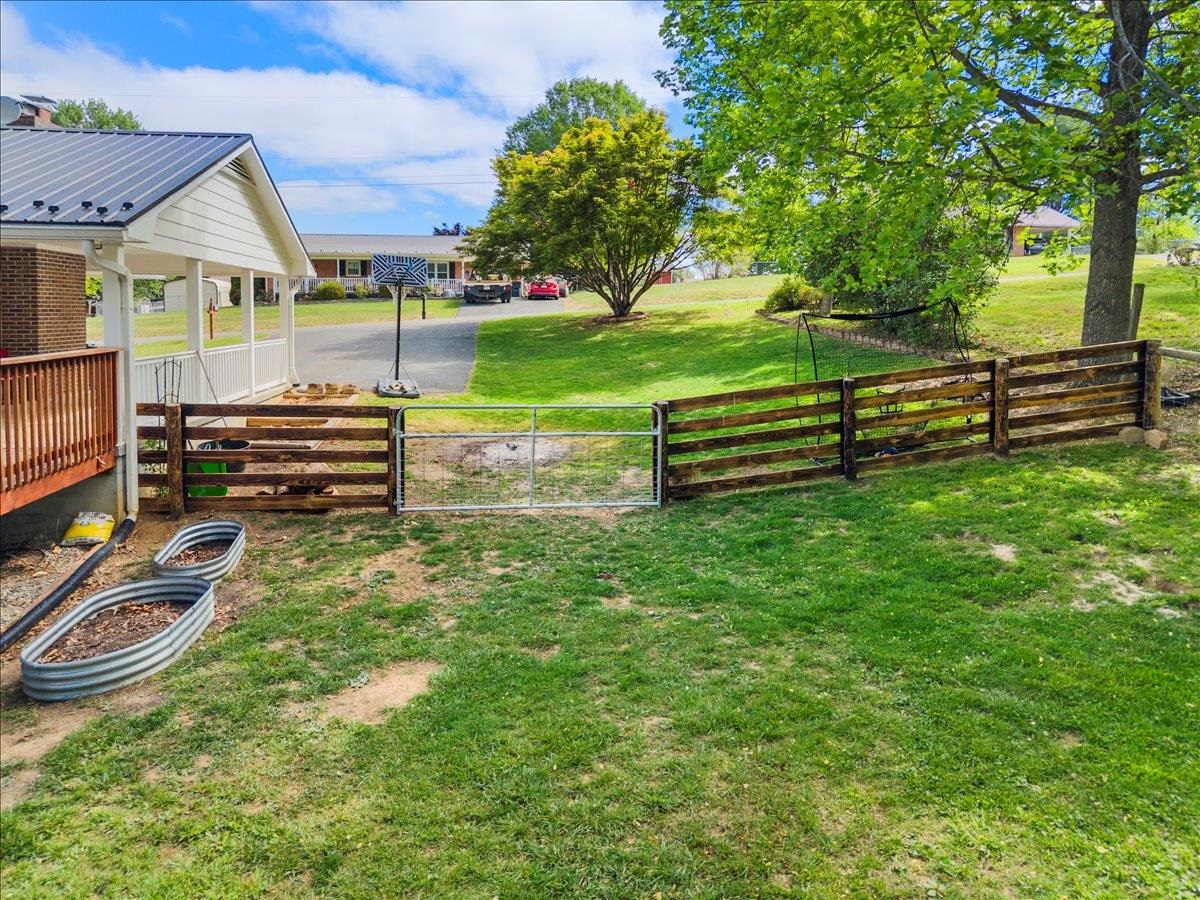 2510 Forest Hill Drive Draper VA 24324