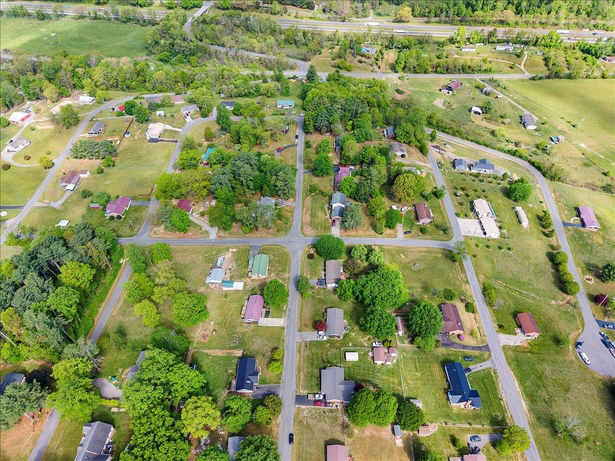 2510 Forest Hill Drive Draper VA 24324