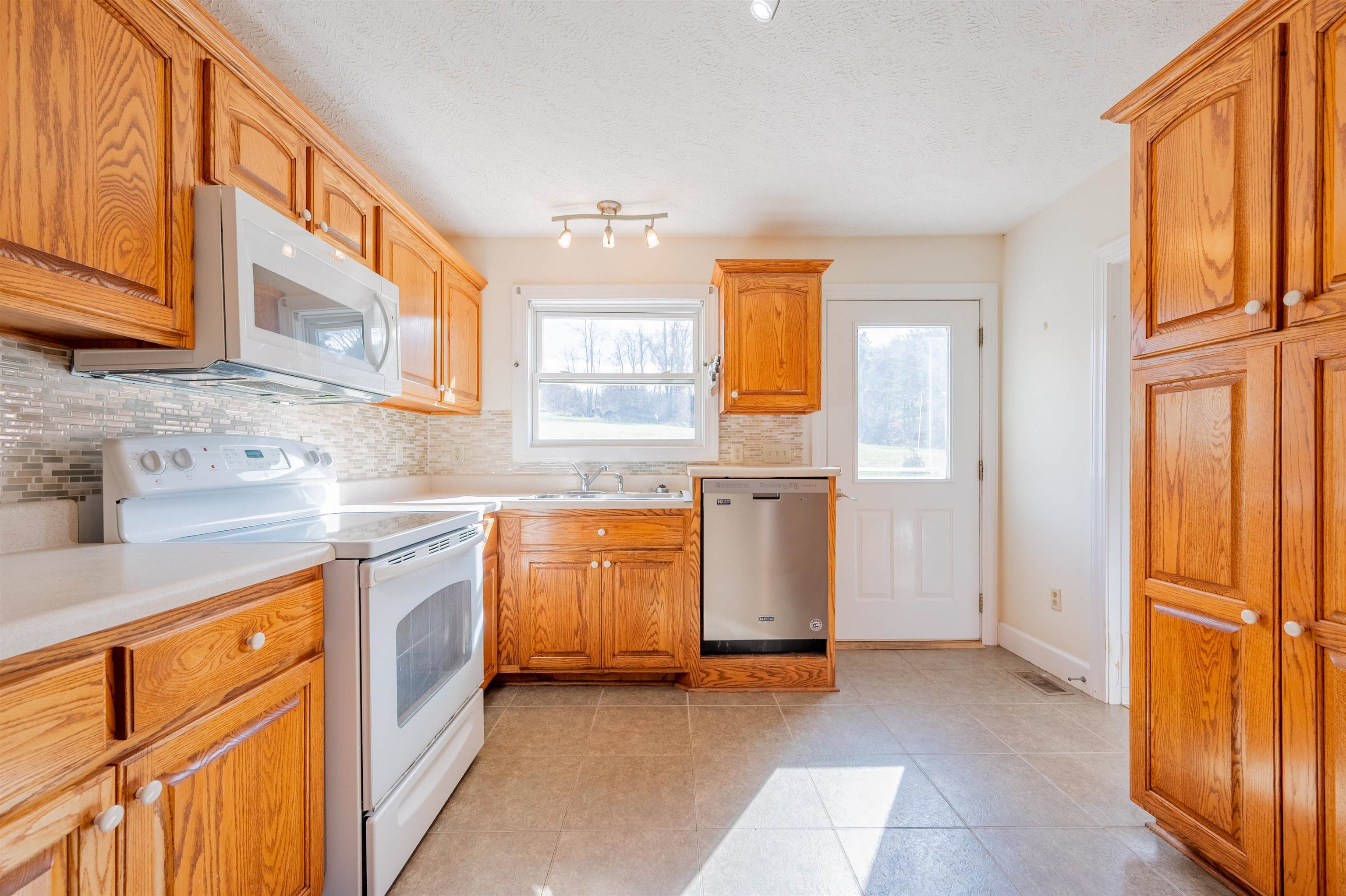 508 Whitelocke Road SE Floyd VA 24091