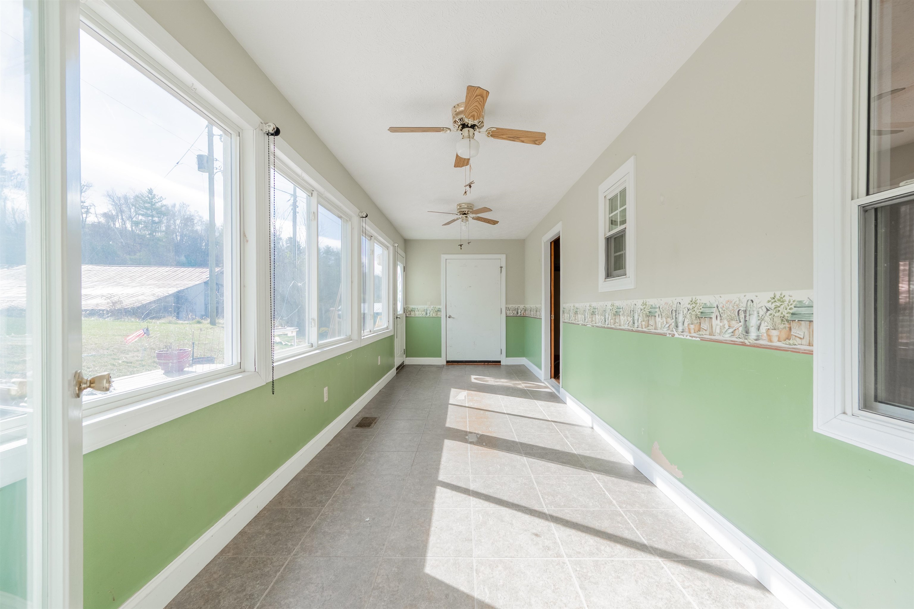 508 Whitelocke Road SE Floyd VA 24091