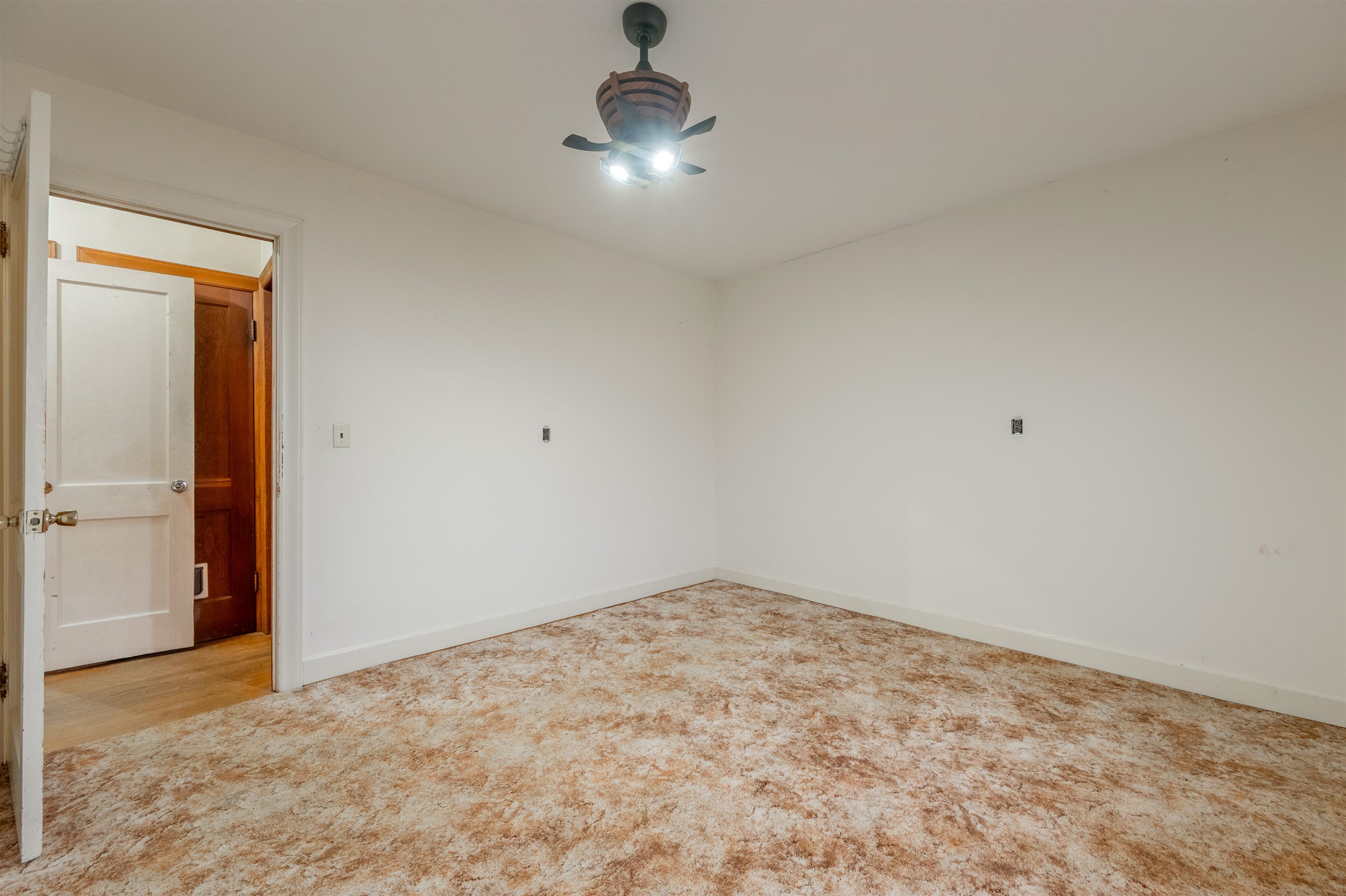 508 Whitelocke Road SE Floyd VA 24091