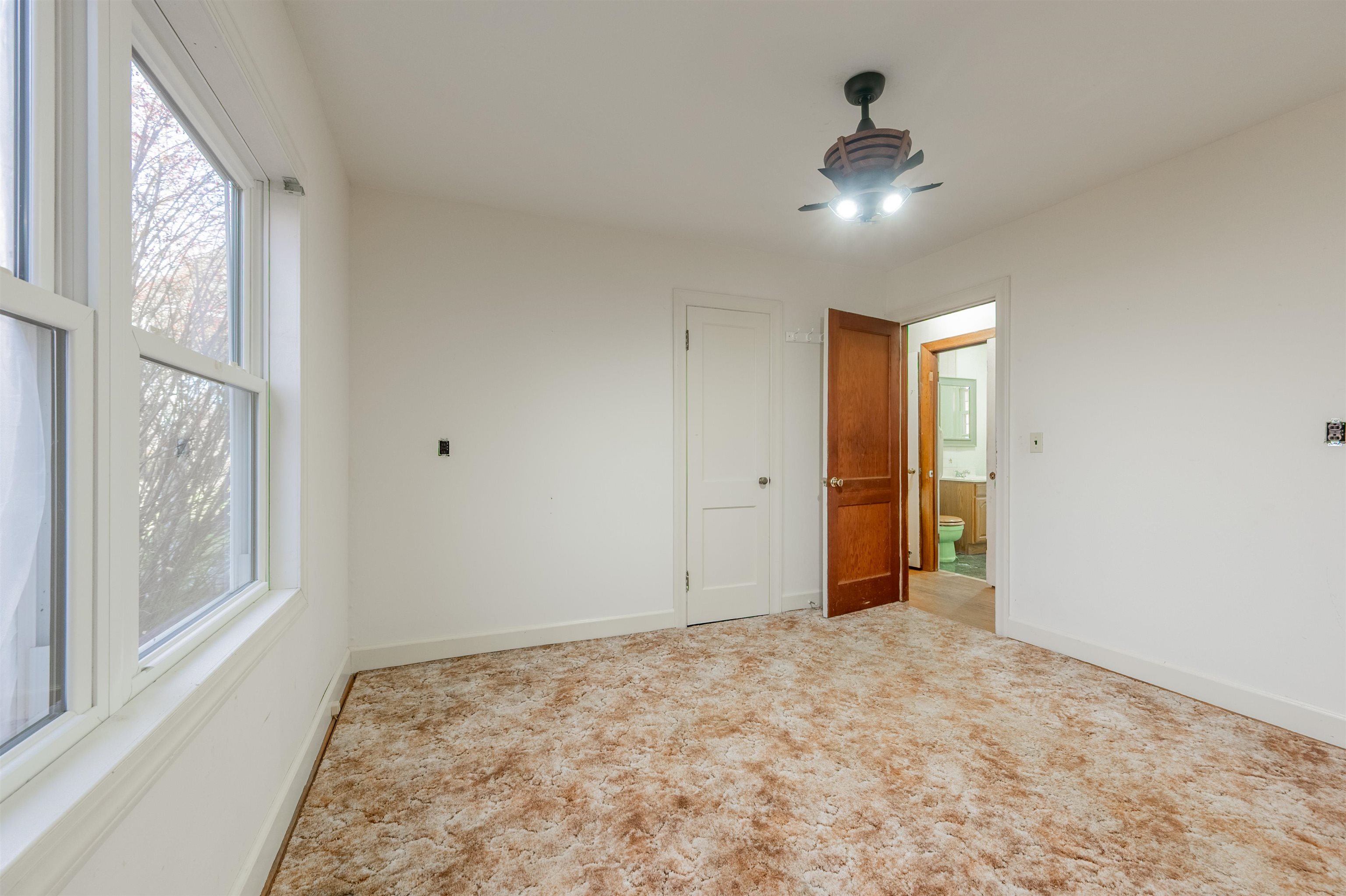 508 Whitelocke Road SE Floyd VA 24091