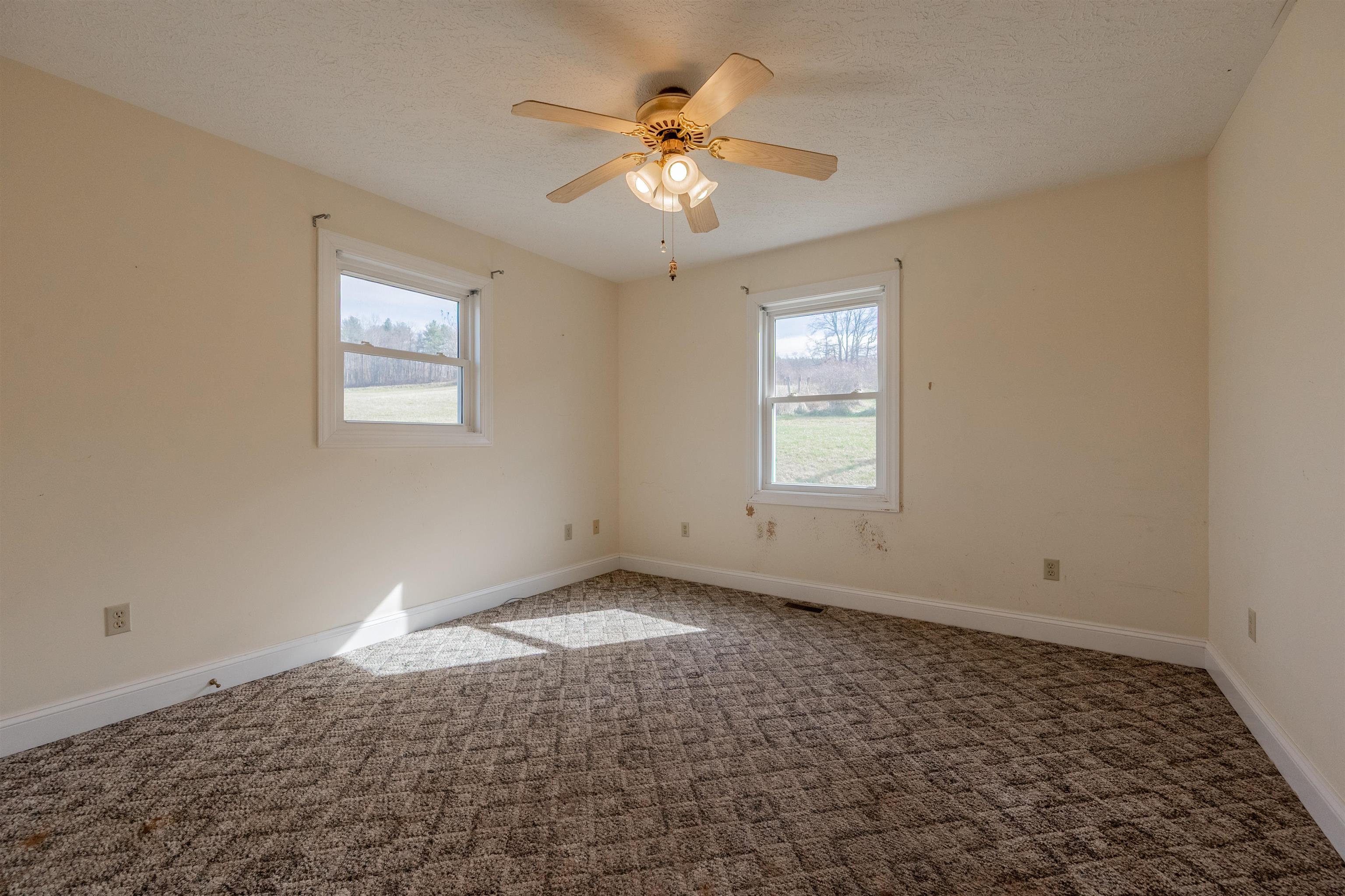 508 Whitelocke Road SE Floyd VA 24091