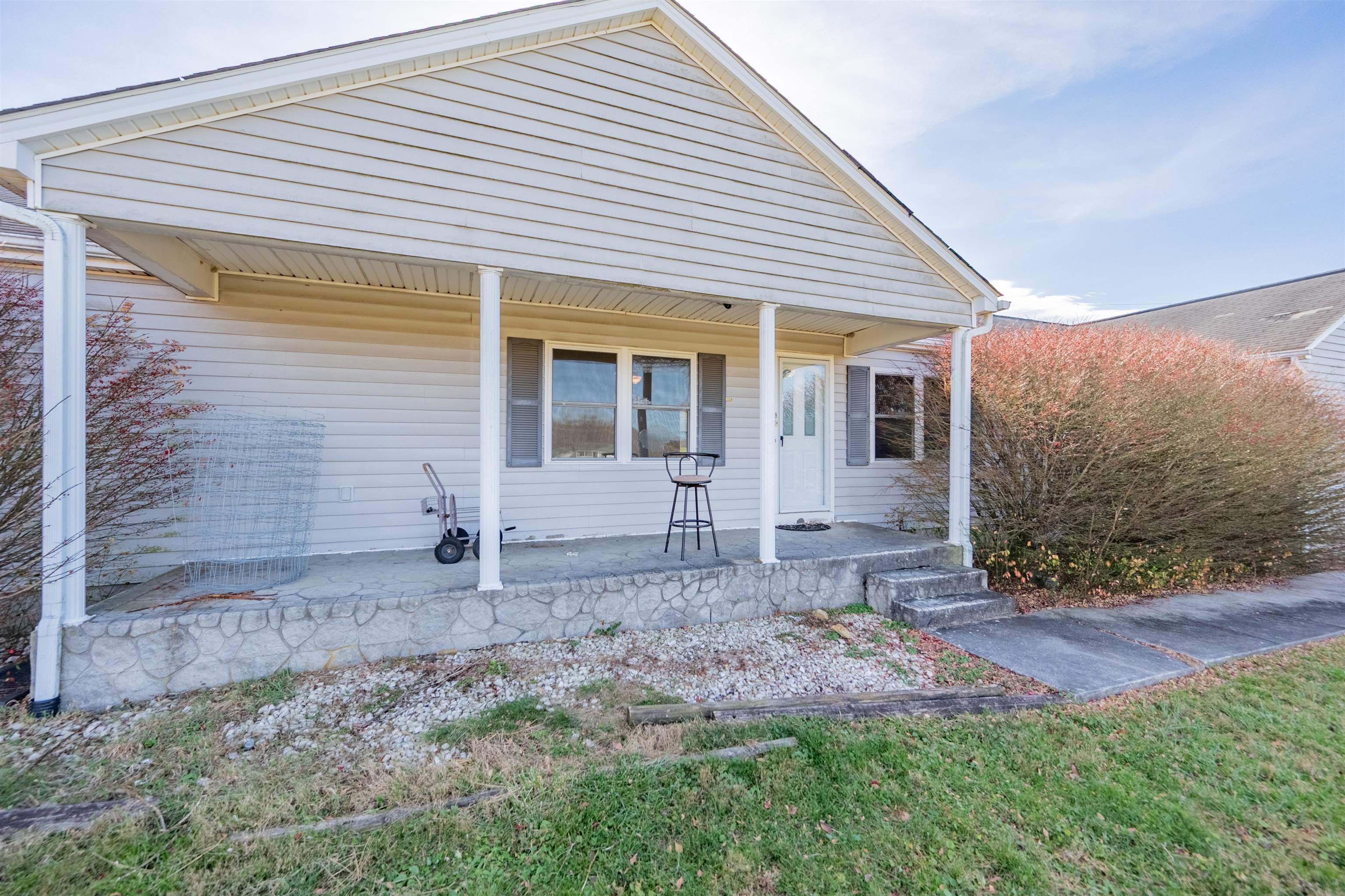 508 Whitelocke Road SE Floyd VA 24091