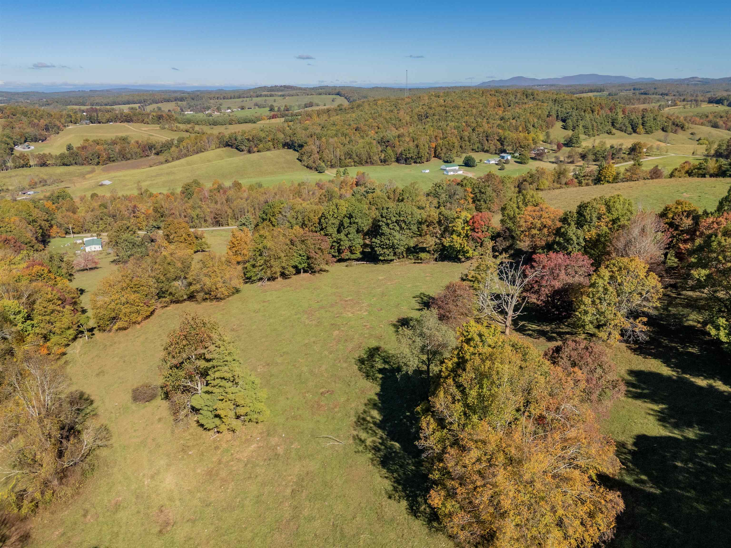 508 Whitelocke Road SE Floyd VA 24091