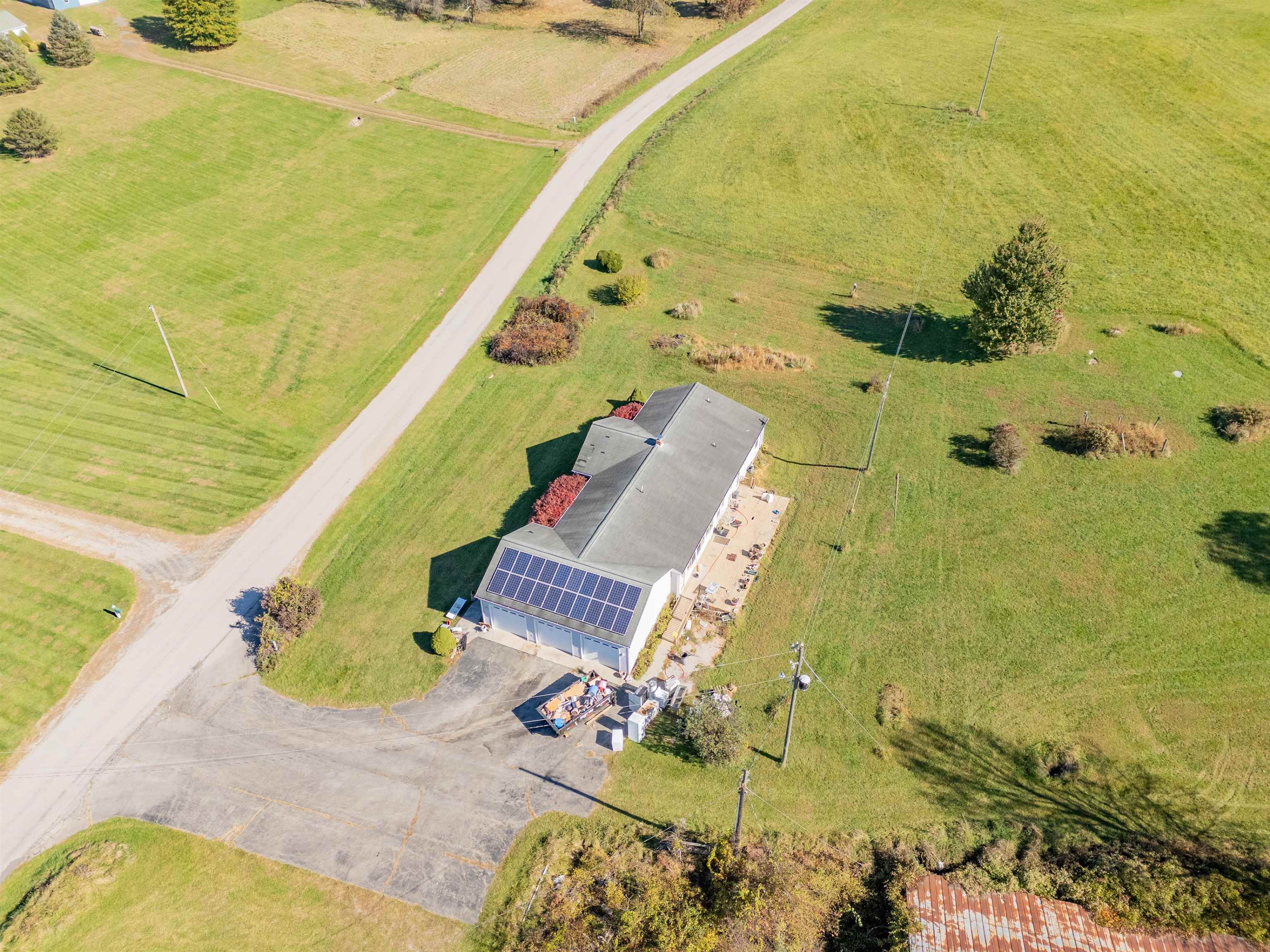 508 Whitelocke Road SE Floyd VA 24091