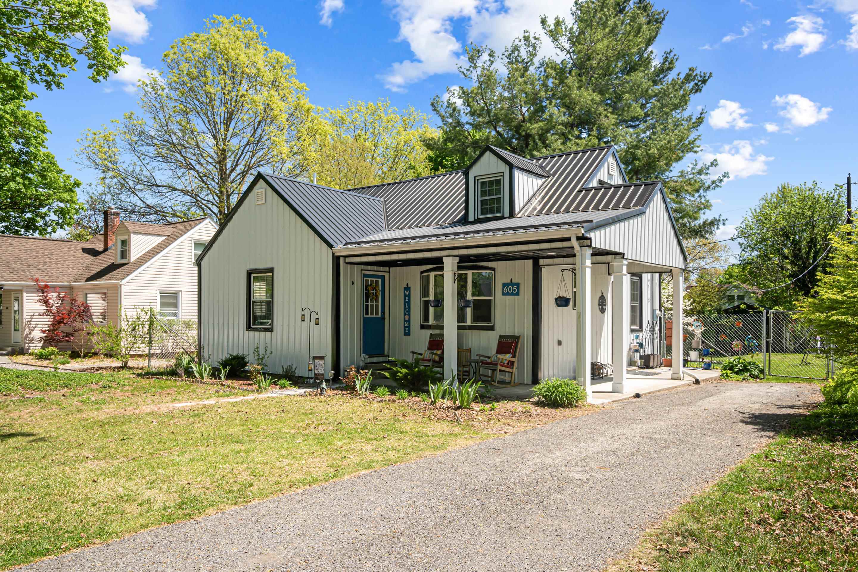 605 Rose Avenue Blacksburg VA 24060