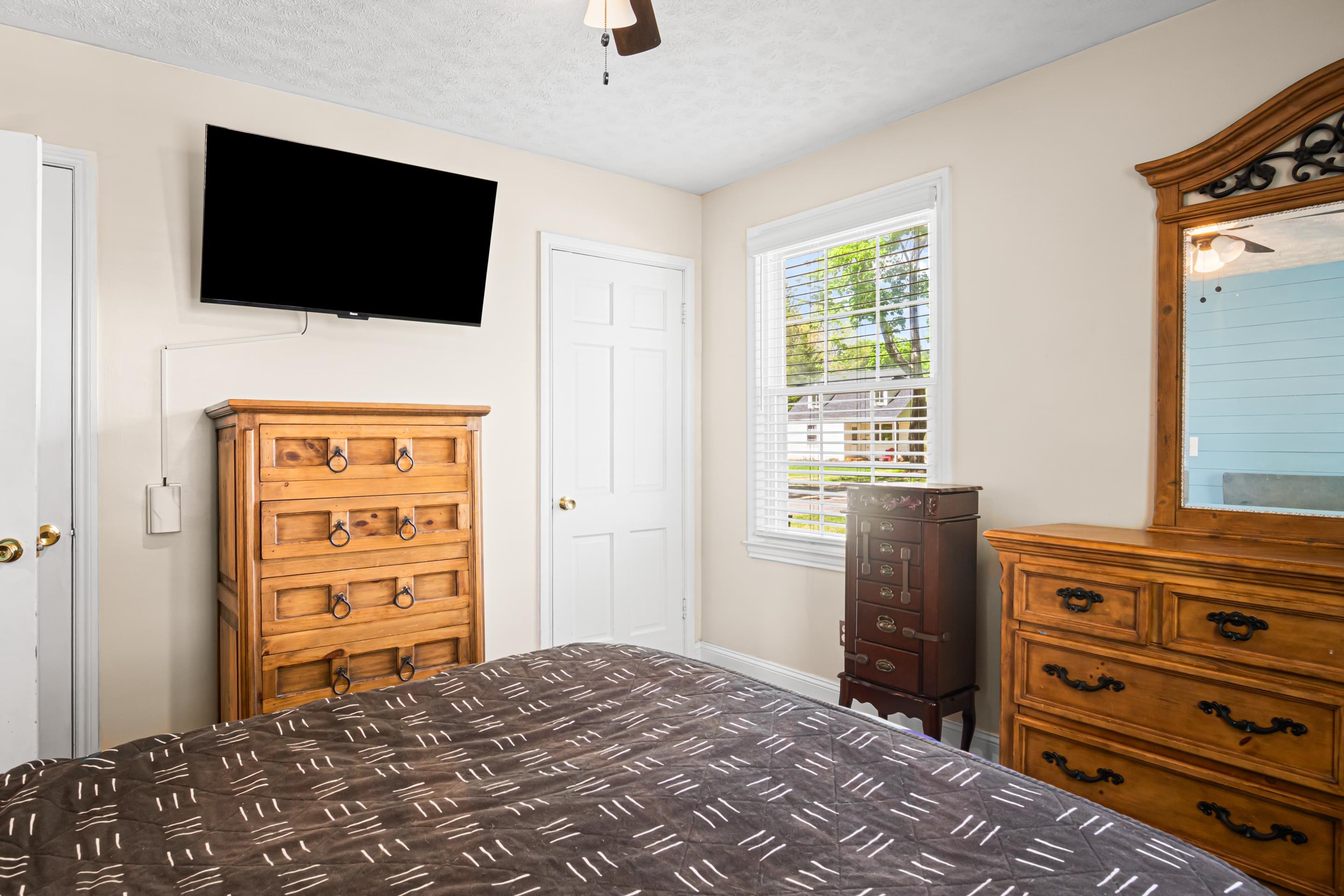 605 Rose Avenue Blacksburg VA 24060
