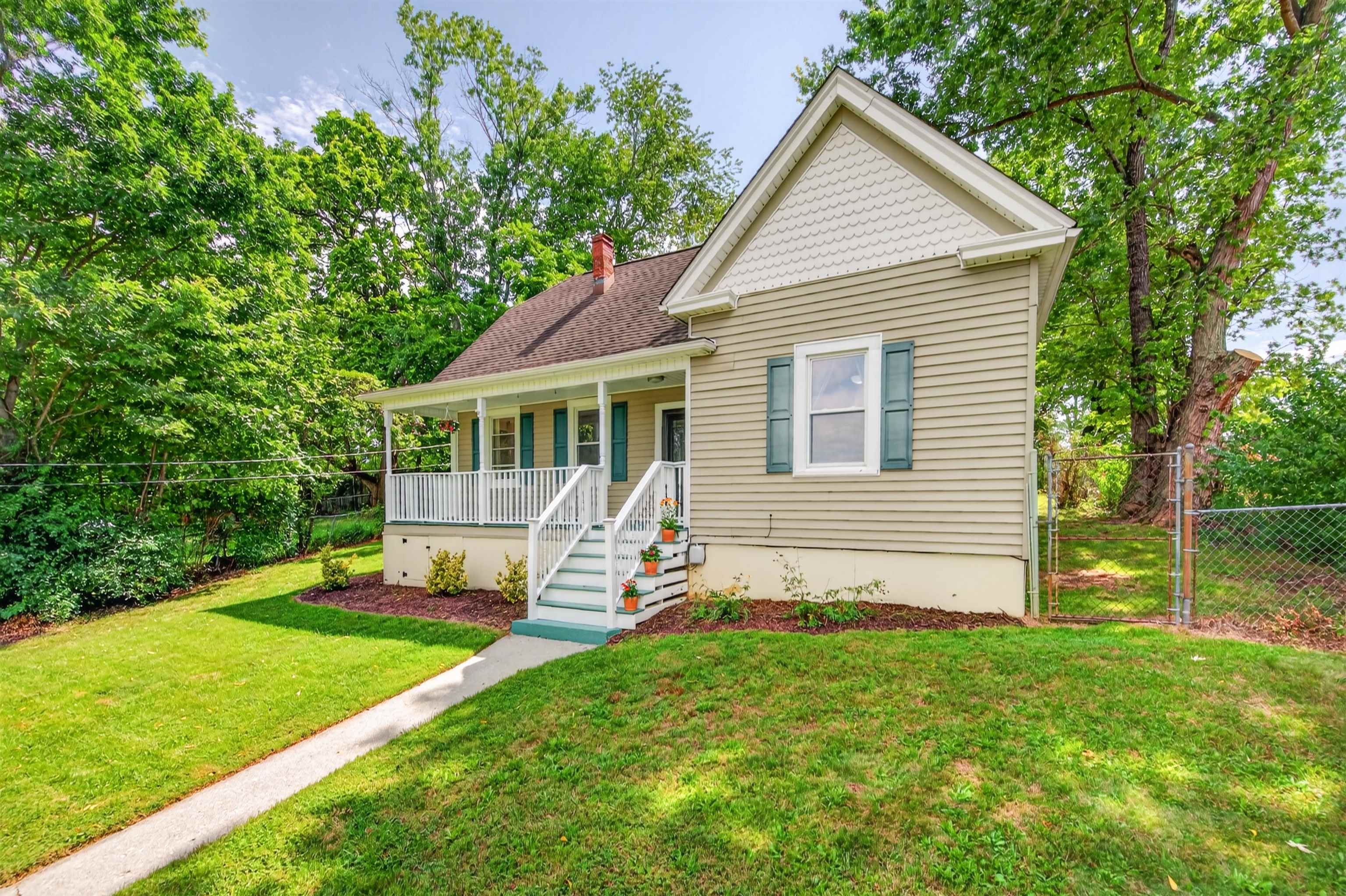 1220 Cambria Street NE Christiansburg VA 24073