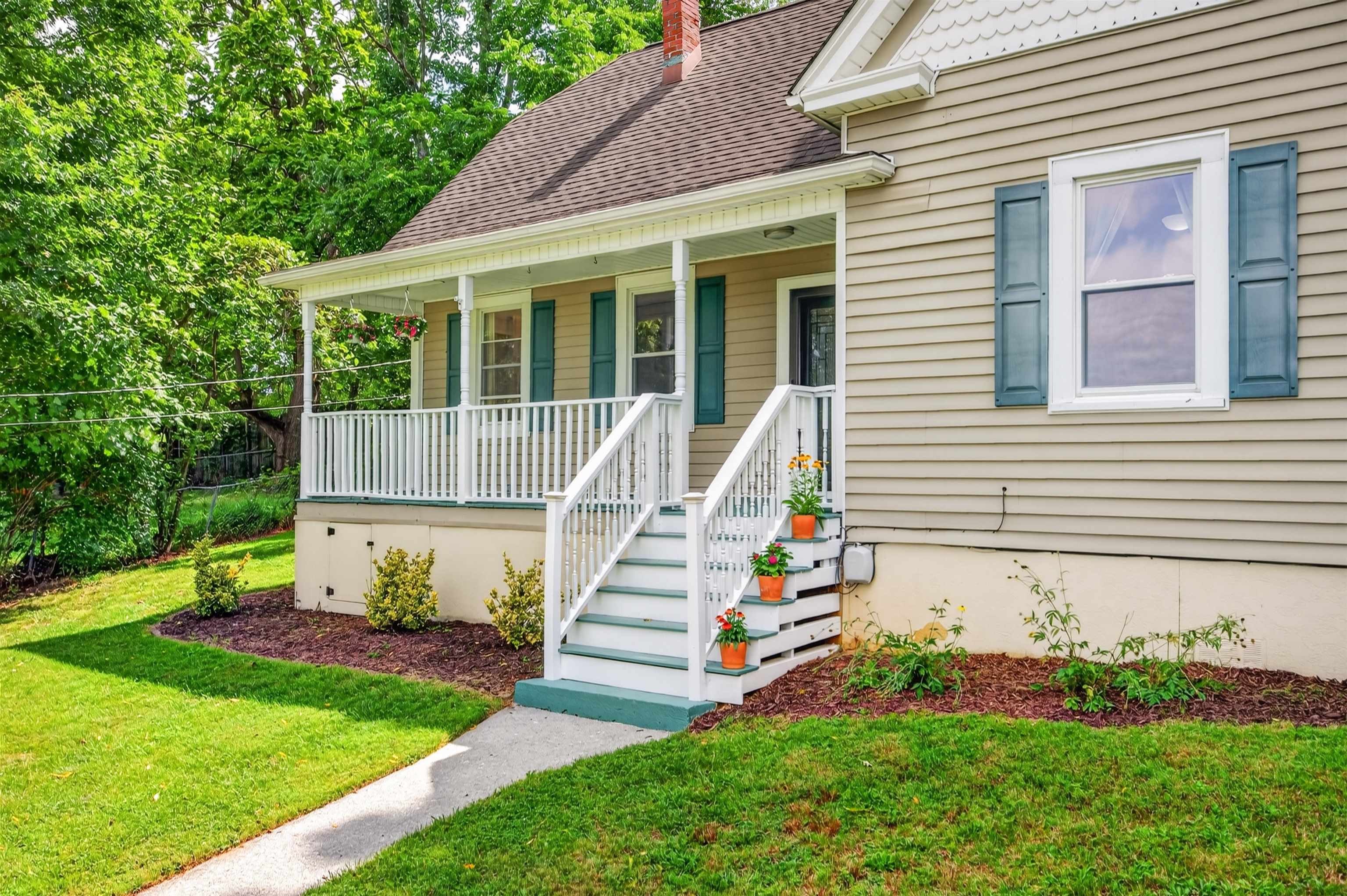 1220 Cambria Street NE Christiansburg VA 24073