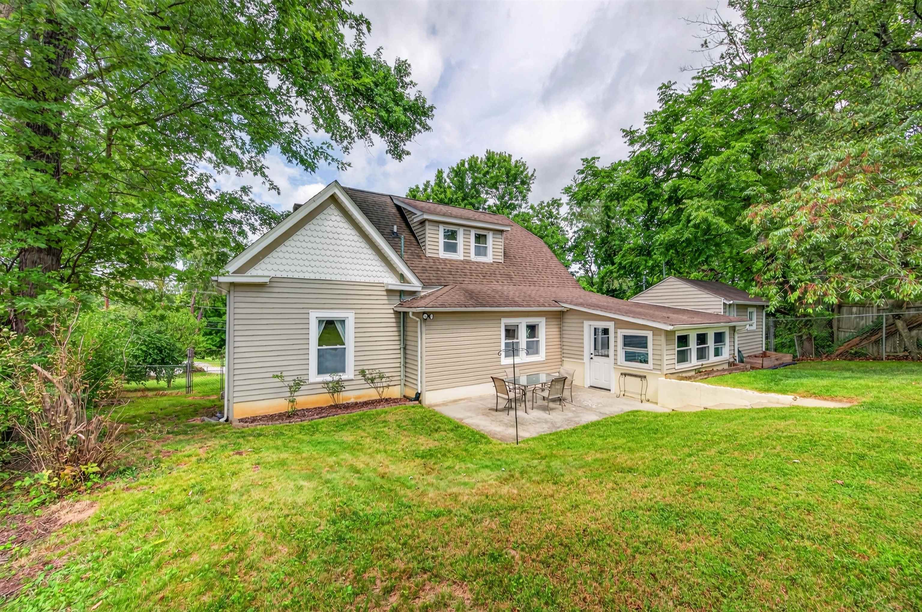 1220 Cambria Street NE Christiansburg VA 24073