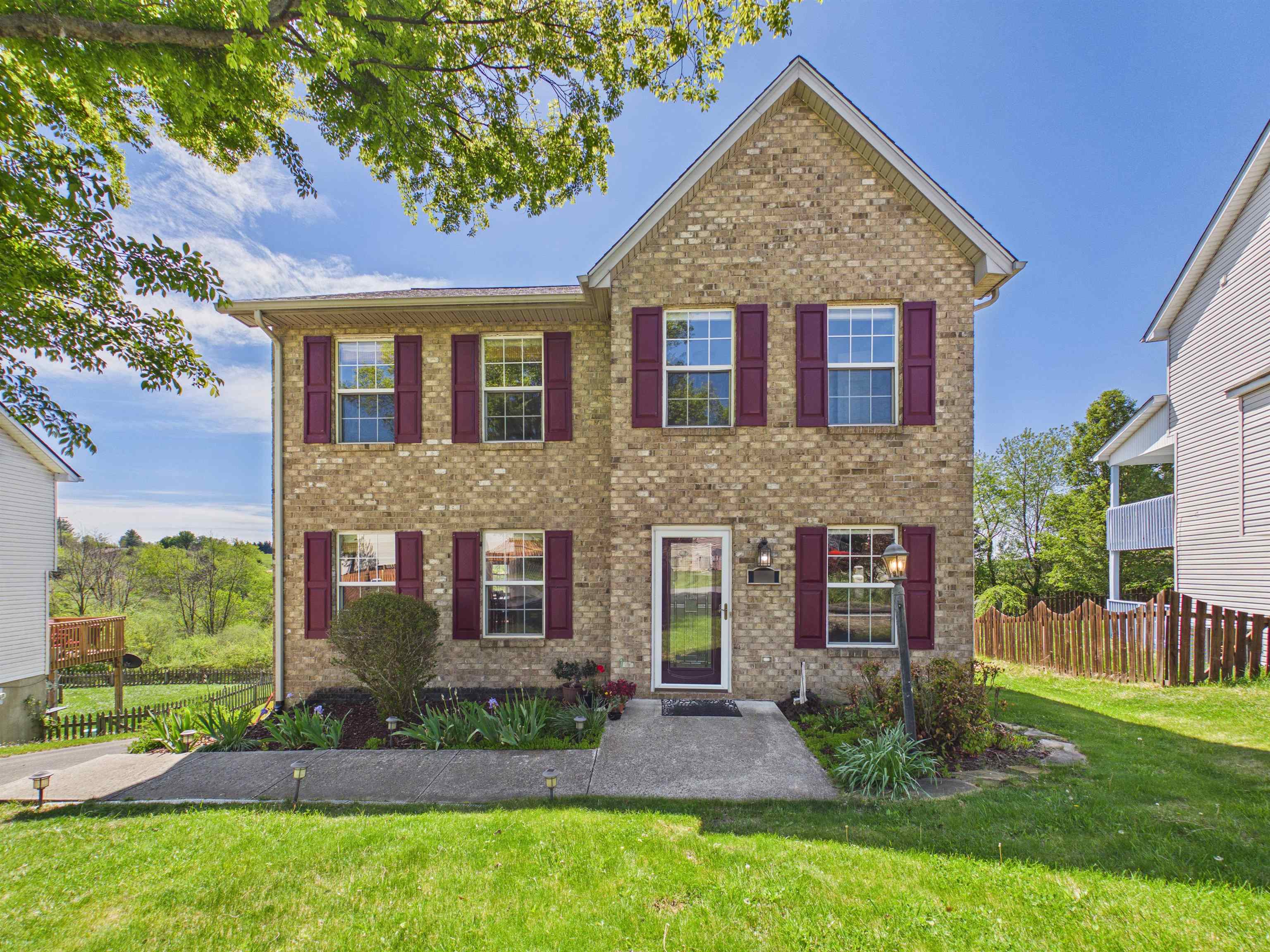 215 Sequoia Circle NW Christiansburg VA 24073