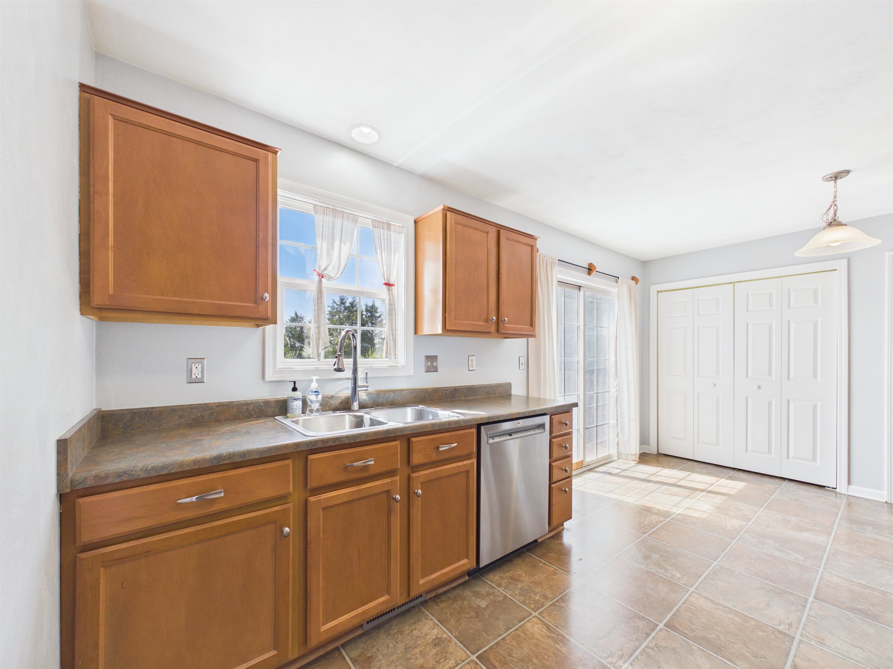 215 Sequoia Circle NW Christiansburg VA 24073