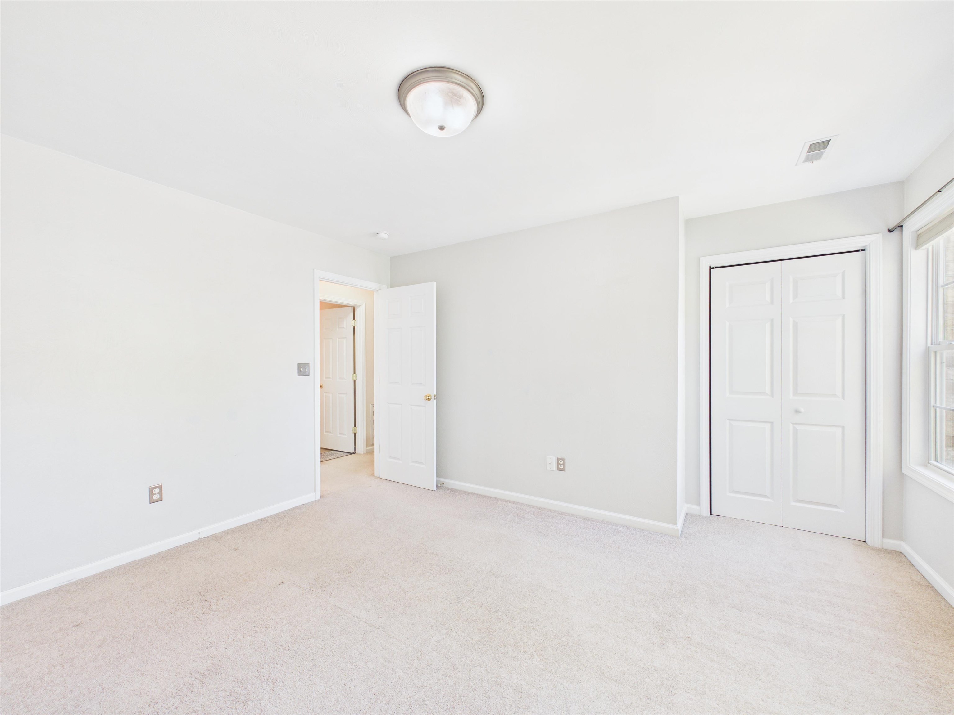 215 Sequoia Circle NW Christiansburg VA 24073