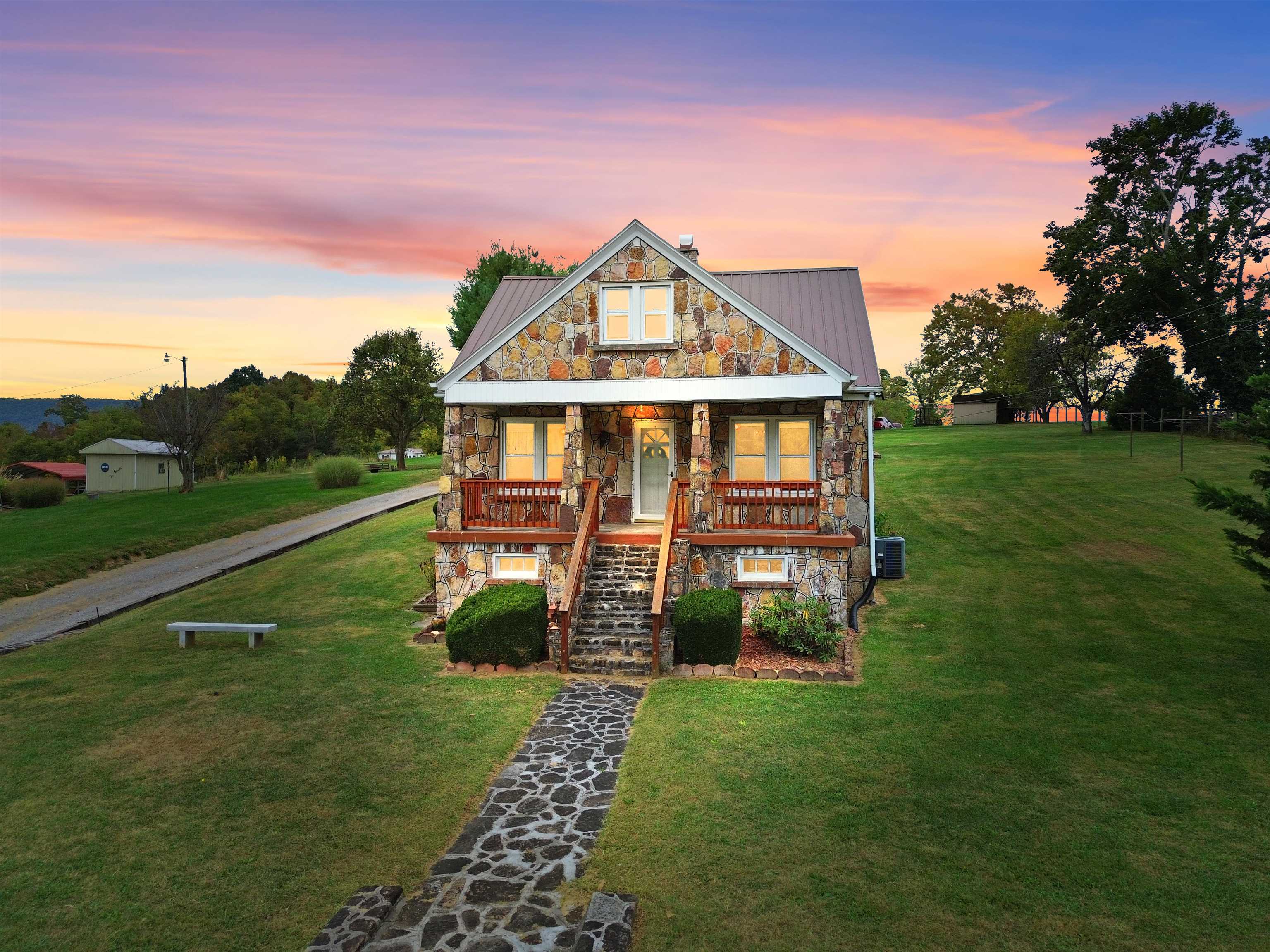 108 Ole Church Road Pembroke VA 24136