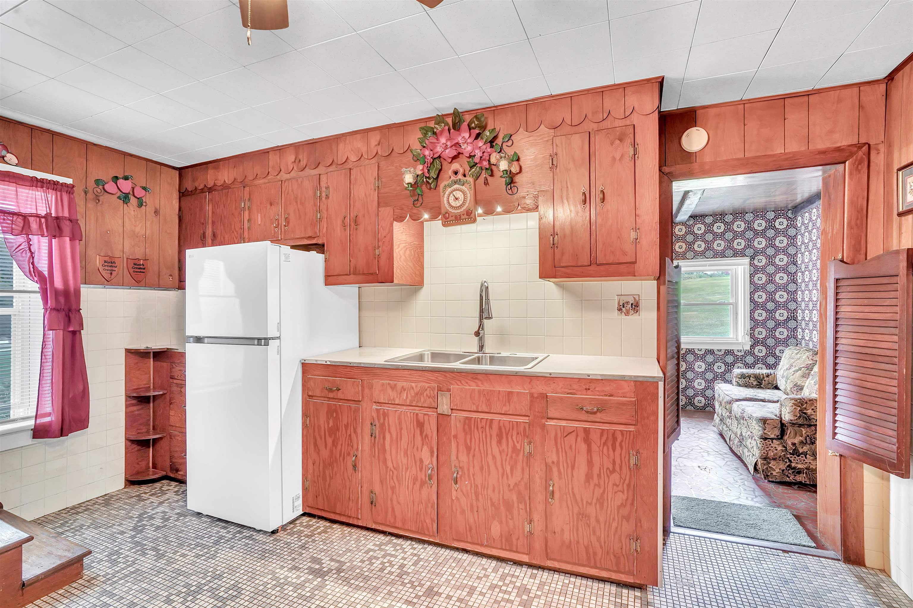 108 Ole Church Road Pembroke VA 24136