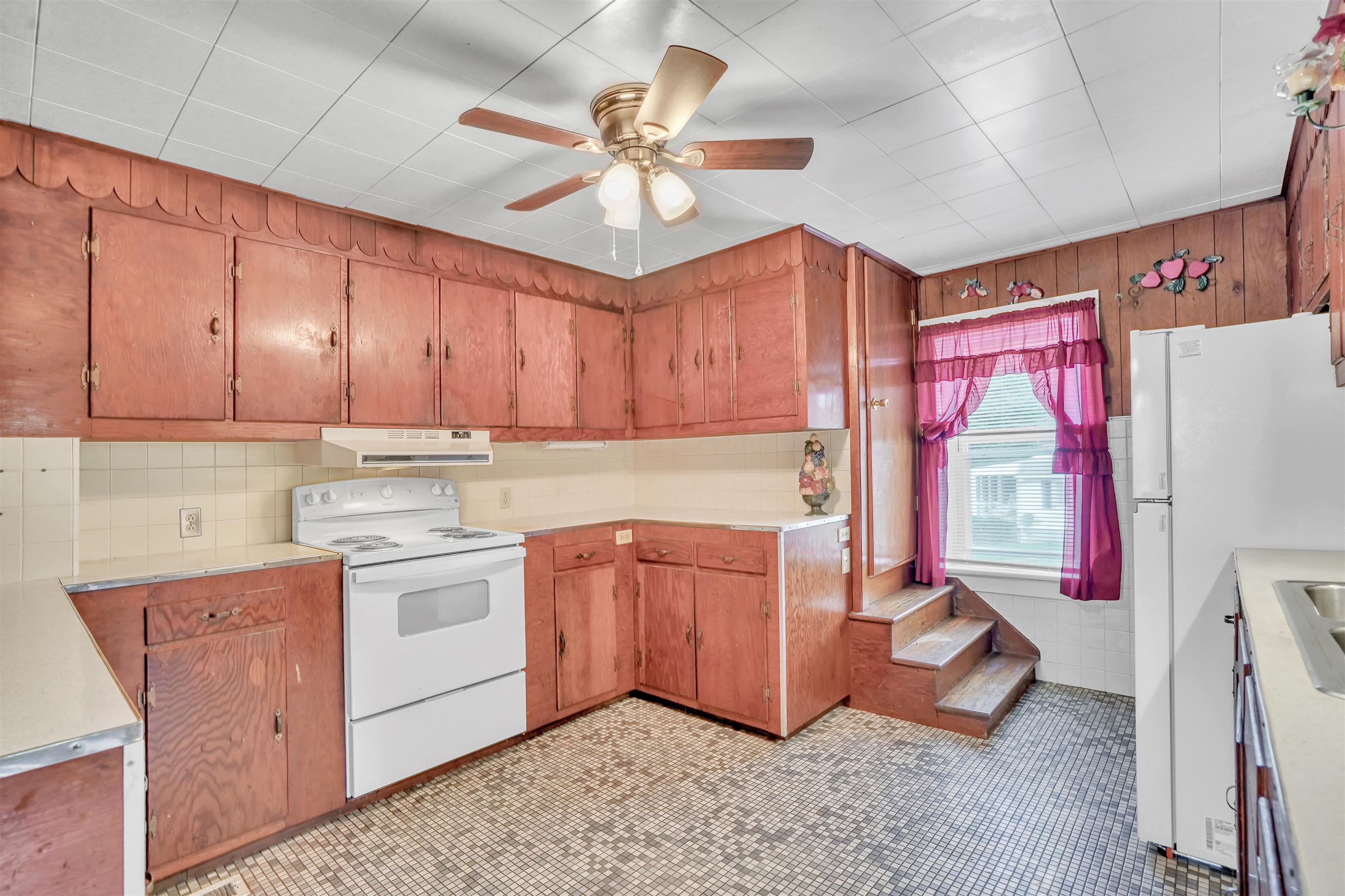 108 Ole Church Road Pembroke VA 24136