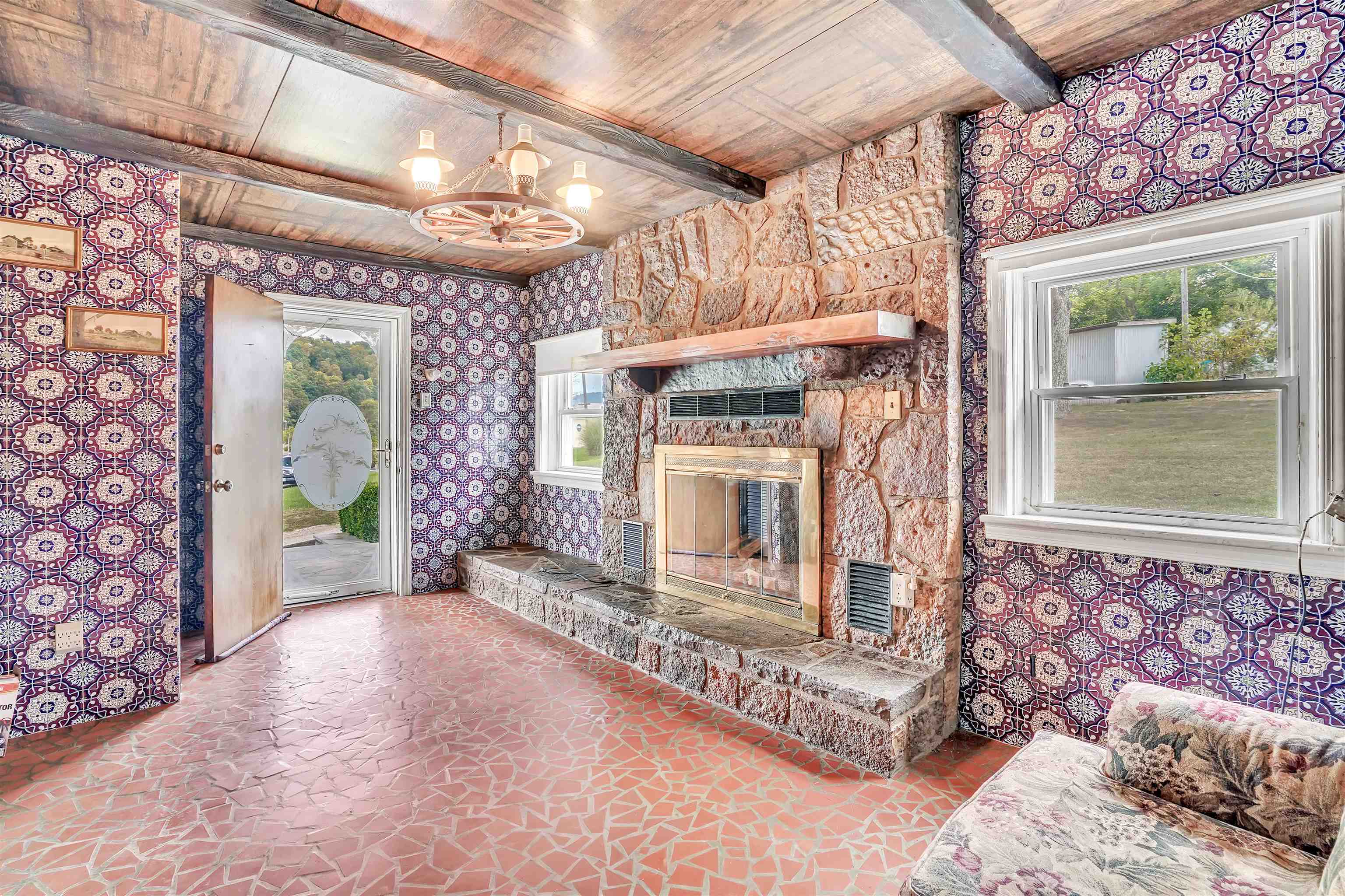 108 Ole Church Road Pembroke VA 24136