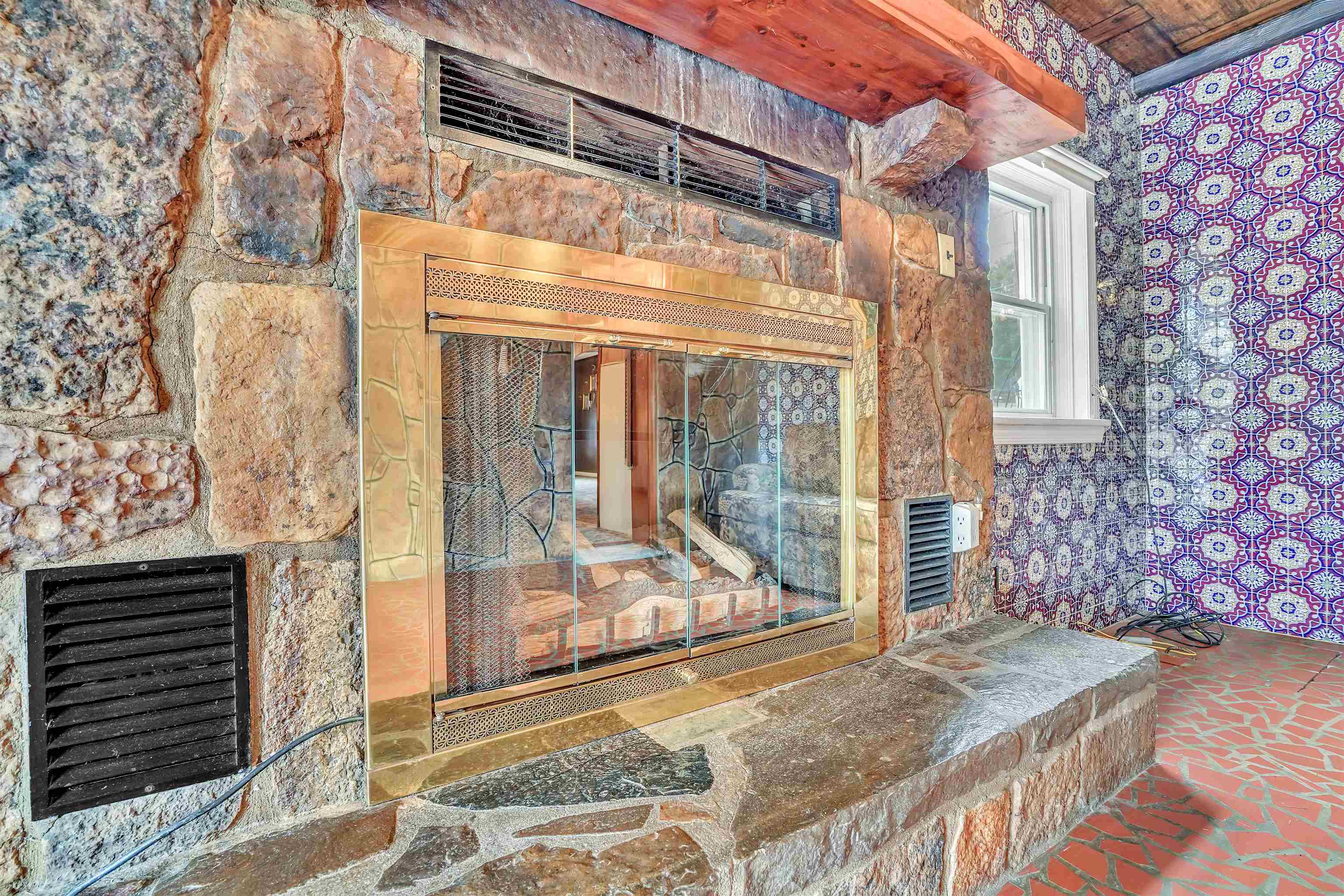 108 Ole Church Road Pembroke VA 24136