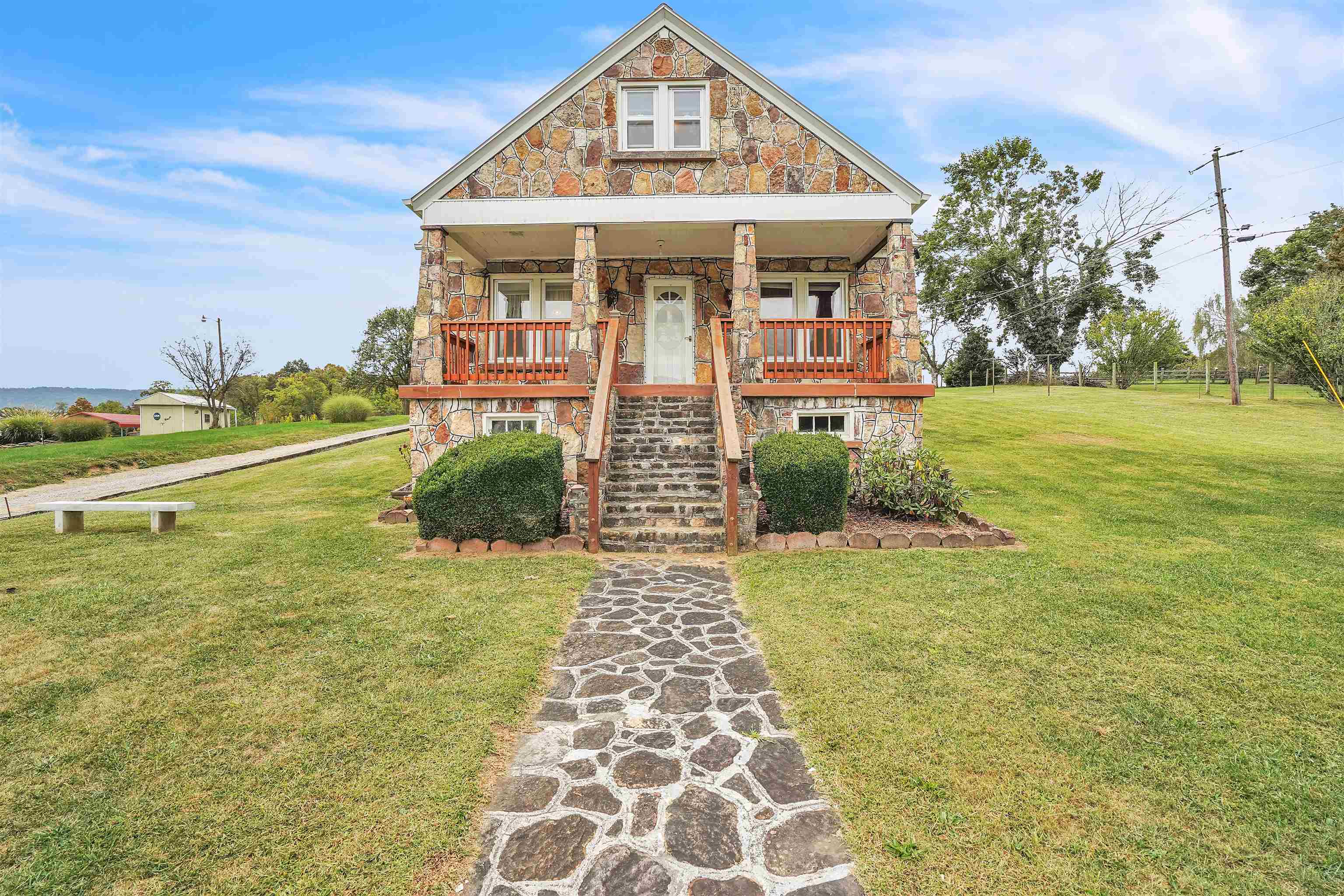 108 Ole Church Road Pembroke VA 24136